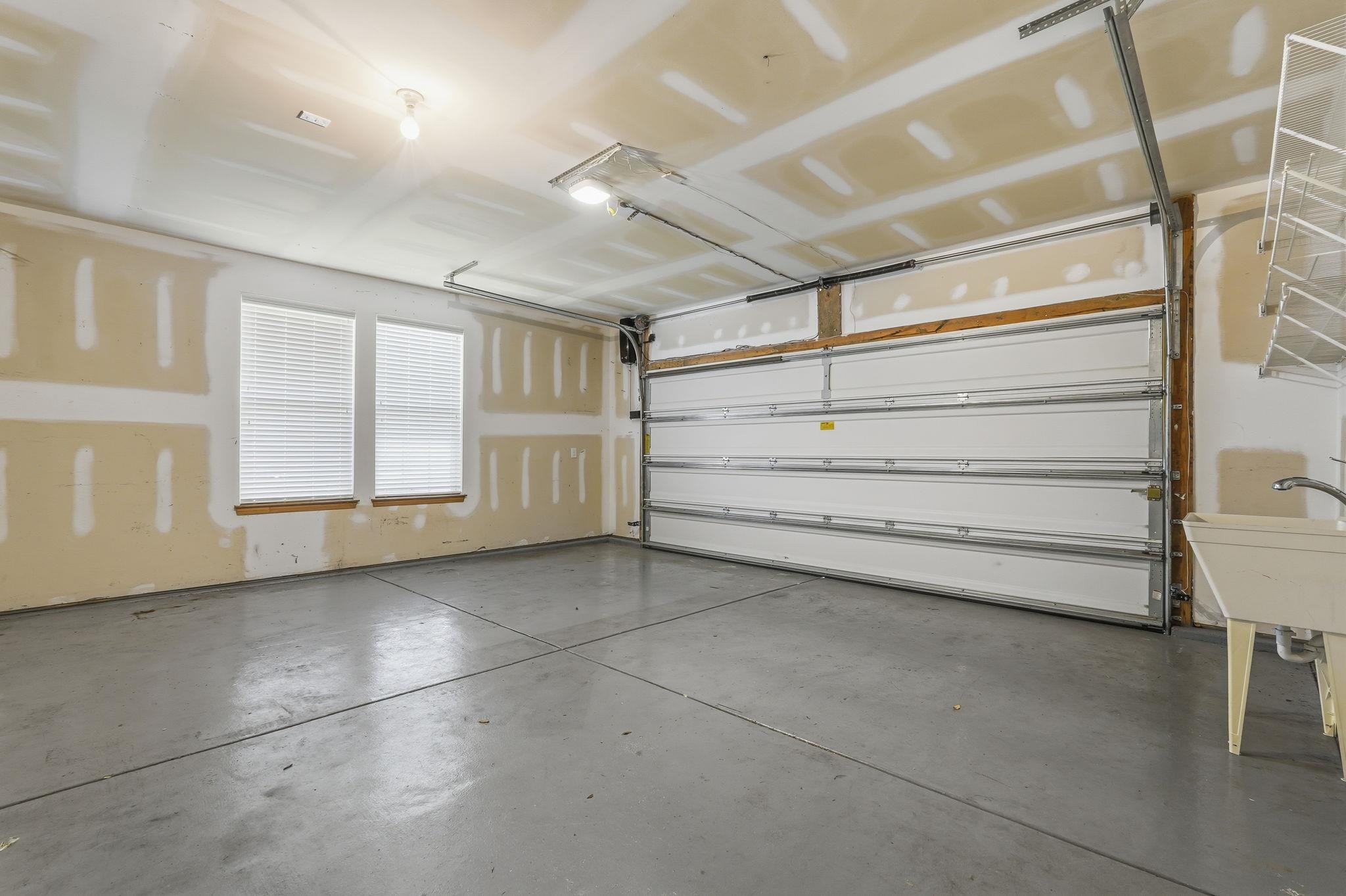 2616023 | Photo 35