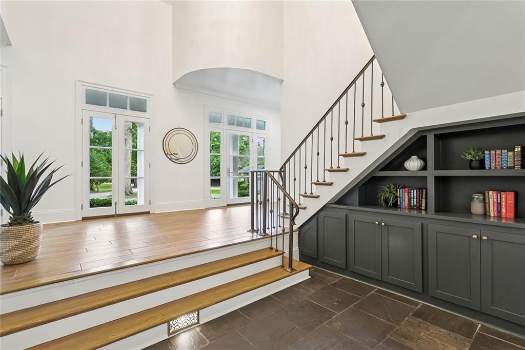 Photo 3 of Single family home for sale at 9 Magnolia Gdns Dr, Covington, LA 70435 | MLS# 2563288 | Listing updated on 2026-09-04