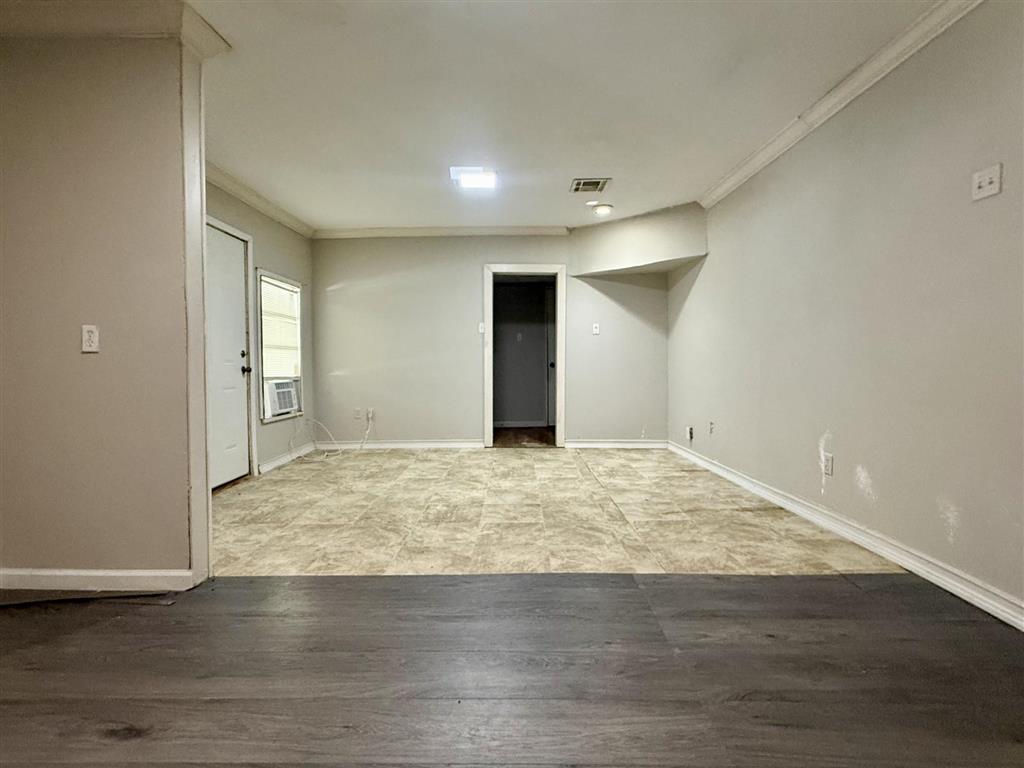 410 Foreman Avenue — photo 4