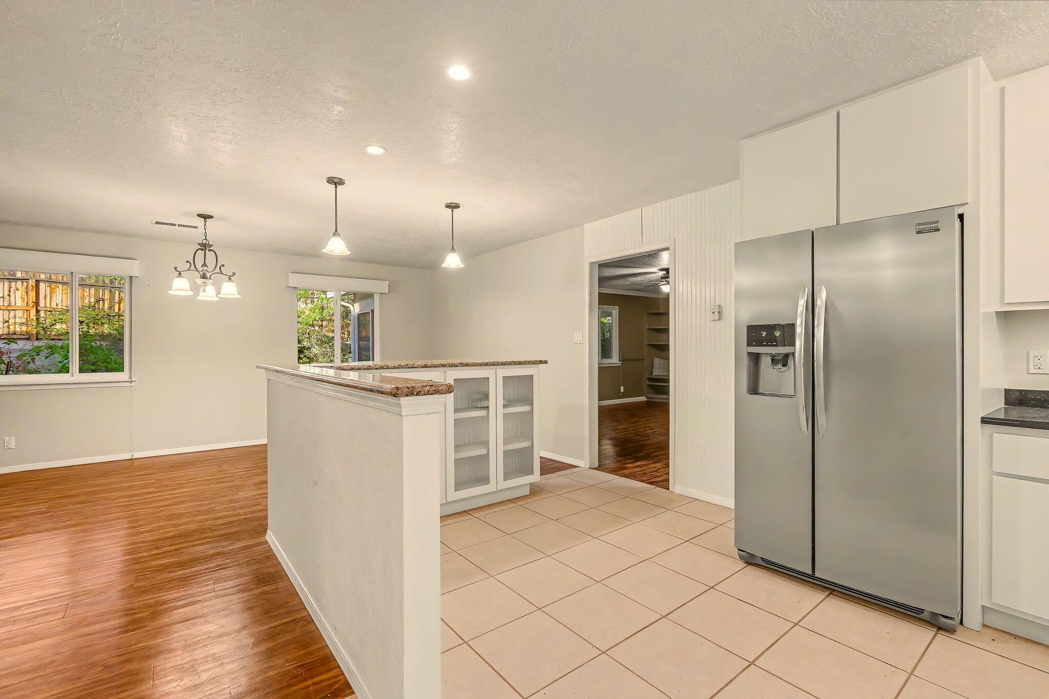 Photo 4 of Single family home for sale at 5316 Van Christopher Dr NE, Albuquerque, NM 87111 | MLS# 1106196 | Listing updated on 2026-09-17