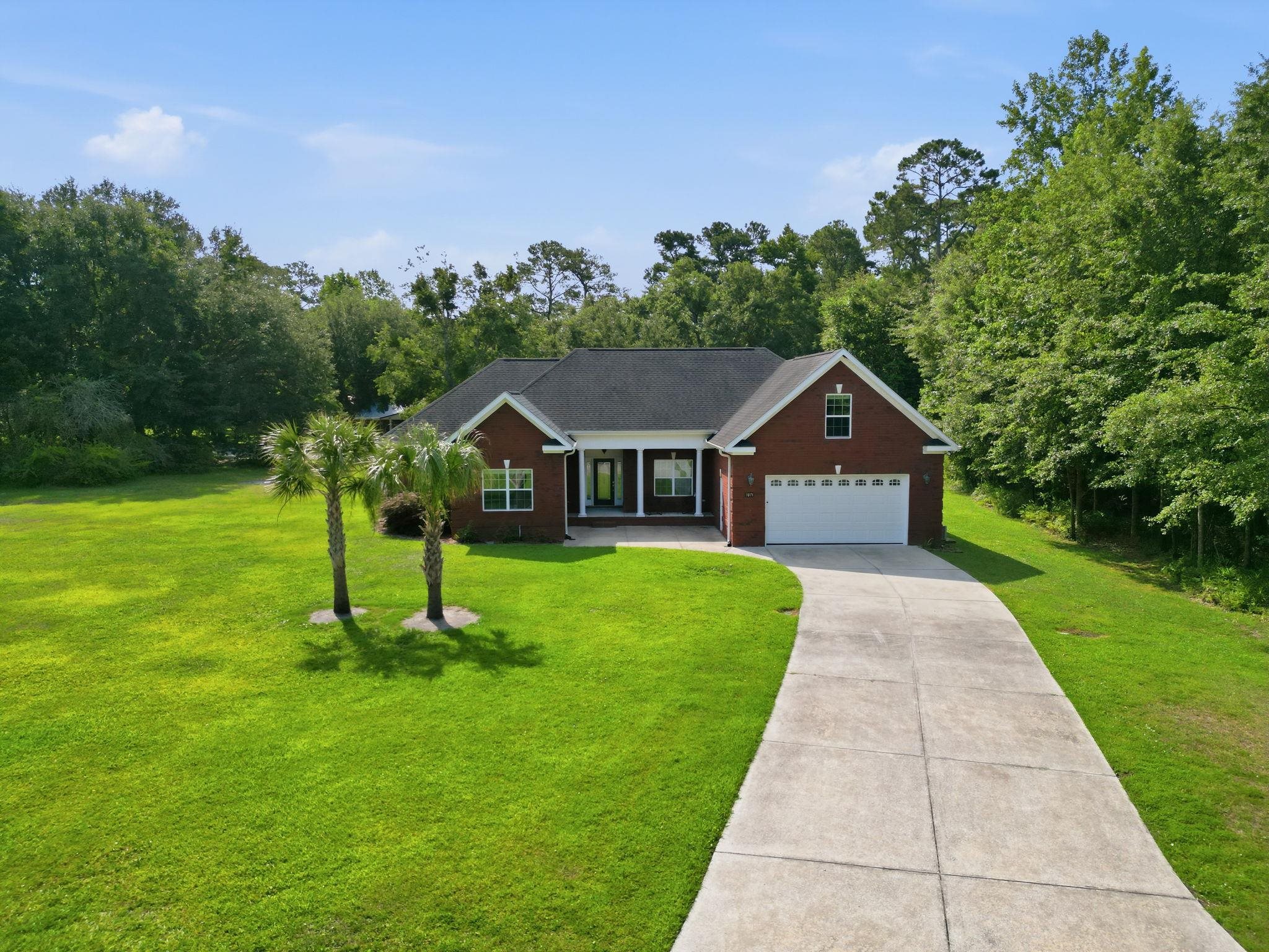 Photo 1 of Single family home for sale at 1071 Forest Dr, Conway, SC 29526 | MLS# 2616141 | Listing updated on 2026-09-20