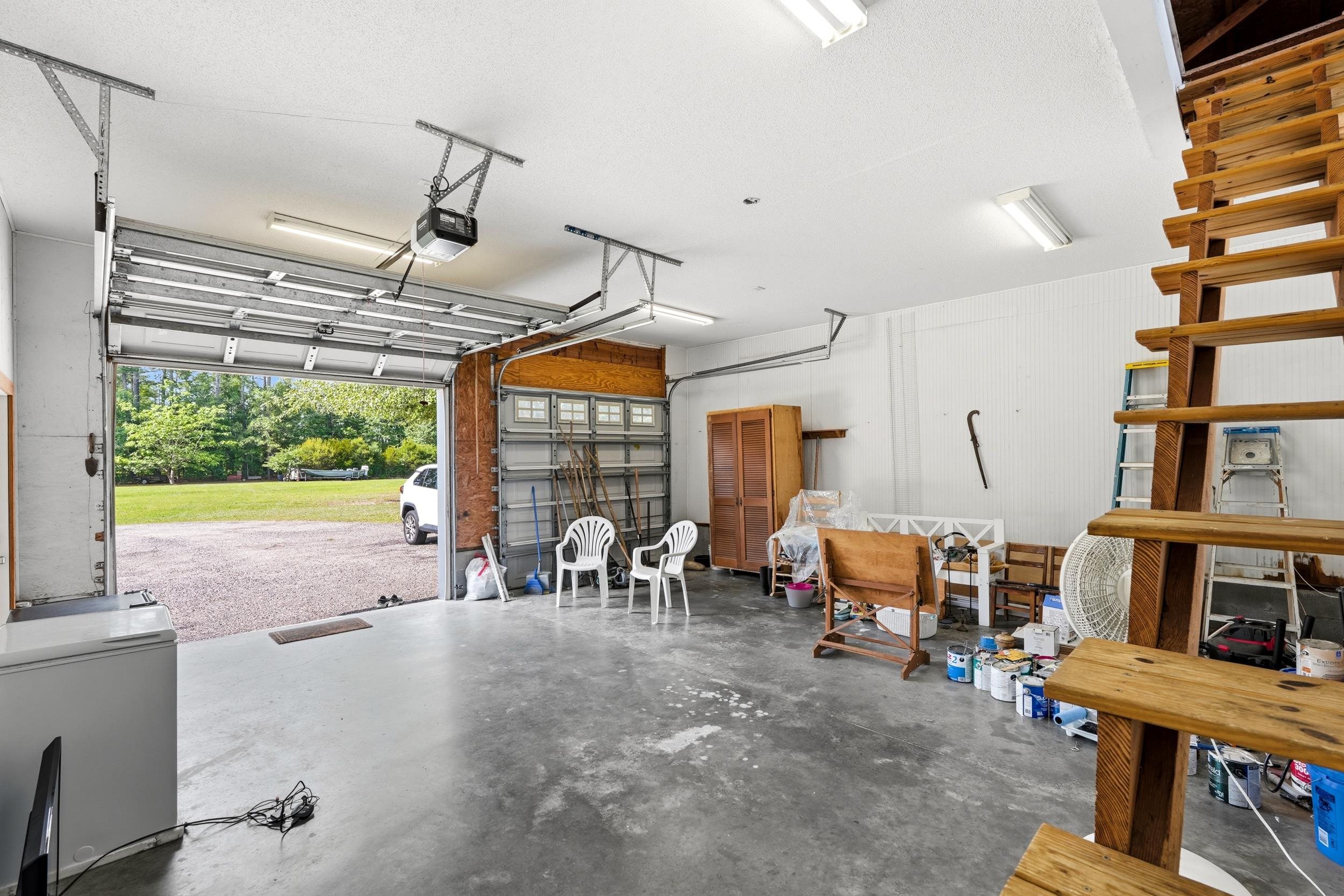 2616205 | Photo 39