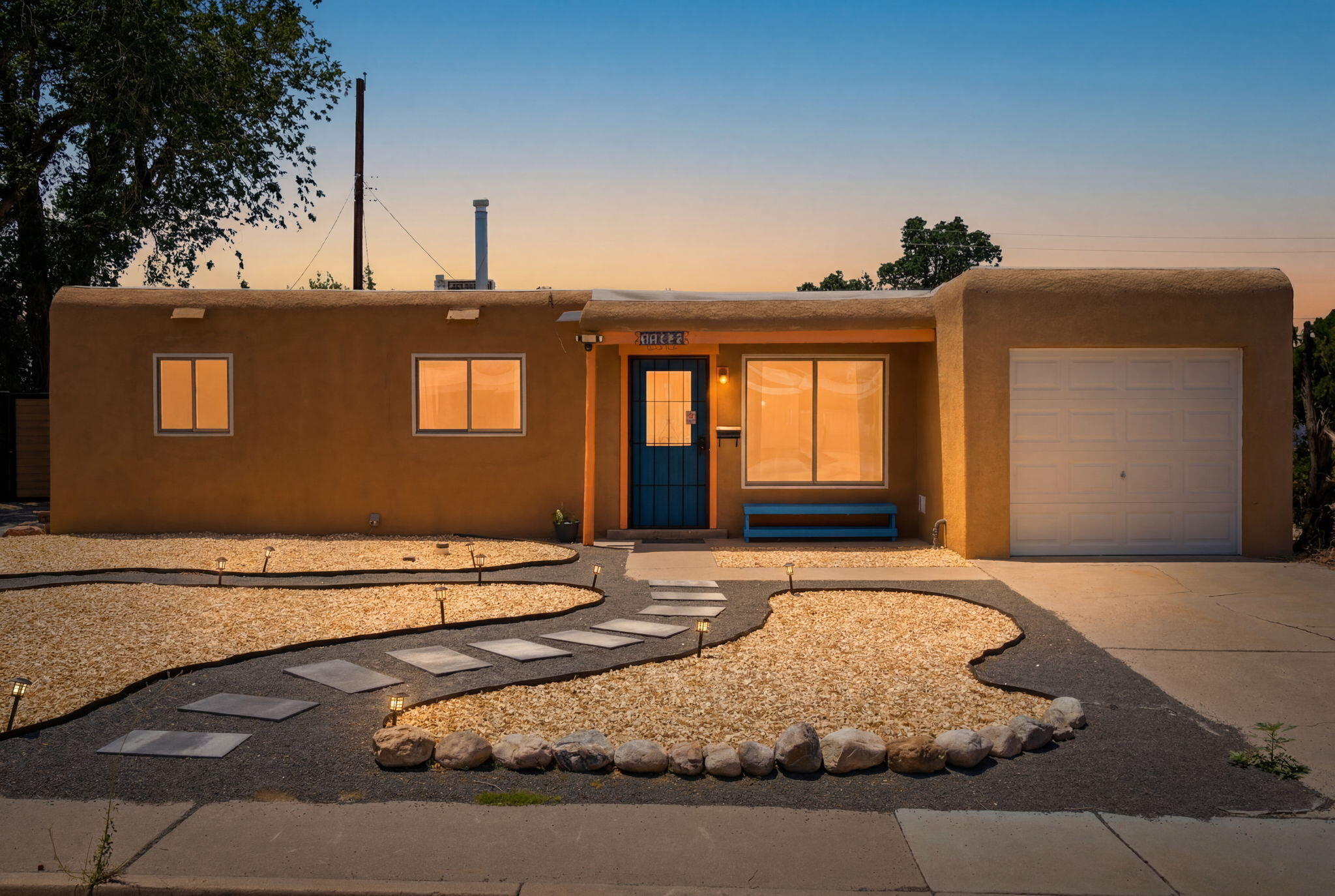 11608 Clifford Avenue, Albuquerque NM 87112