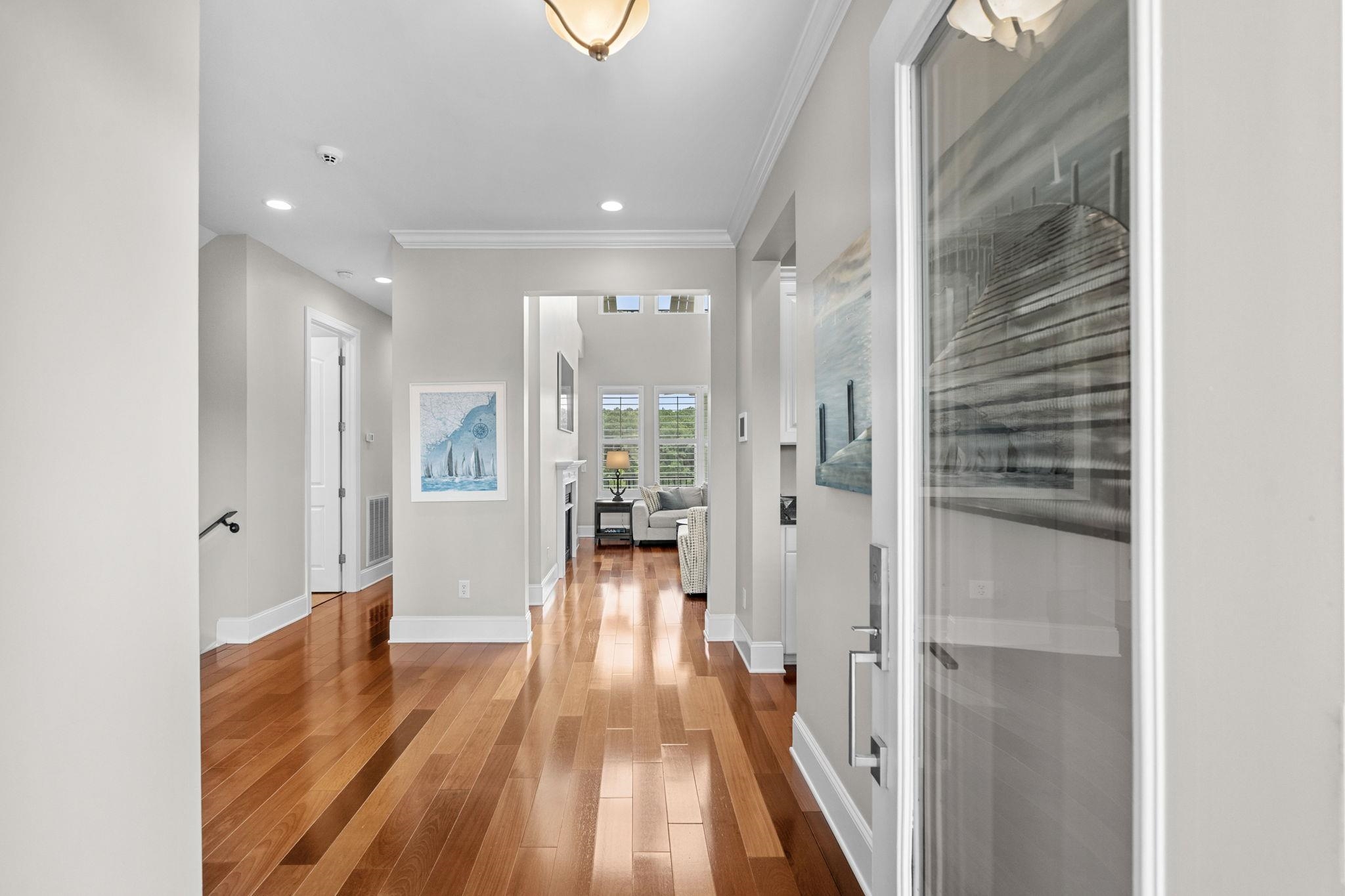 2616217 | Photo 55