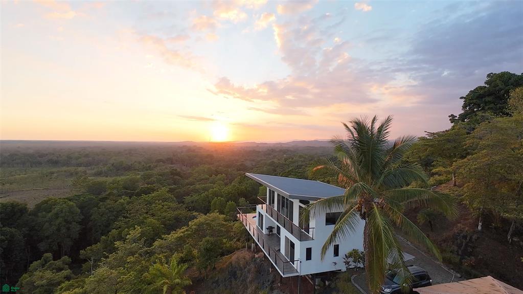 3 bed Single Family Homes For Sale in Parrita, Puntarenas - 1