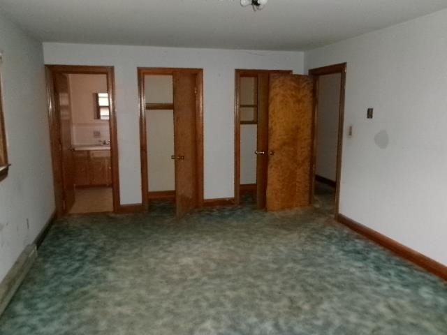 25 Hoods Ct
