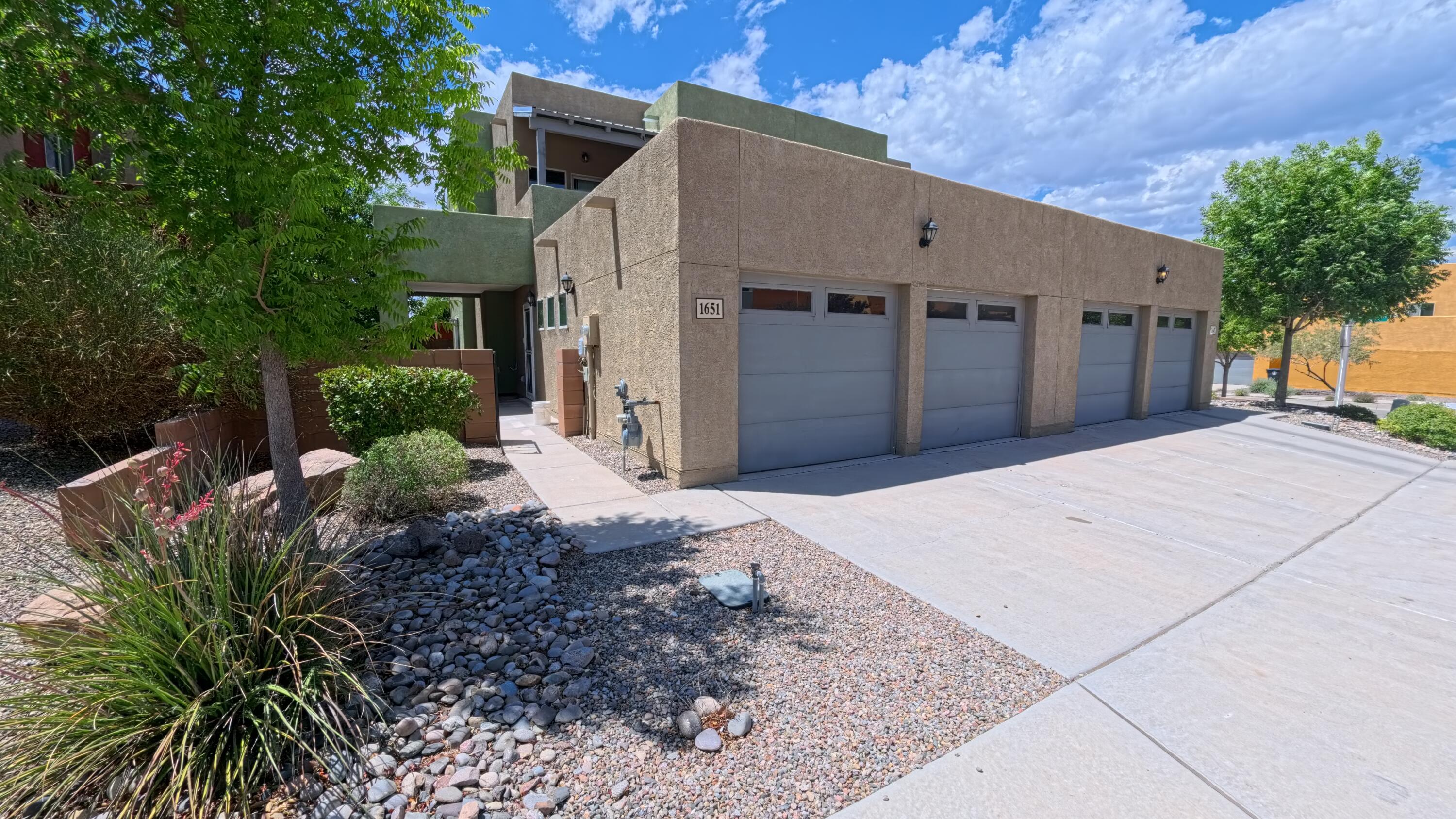 1651 Domino Drive SE, Albuquerque
