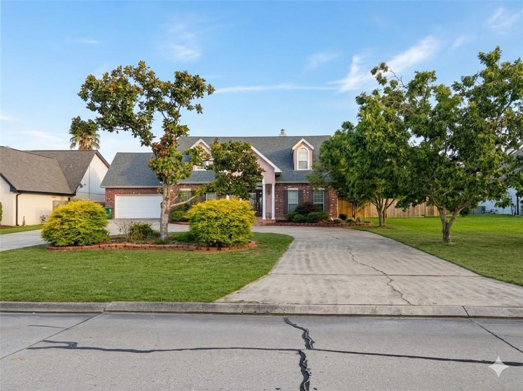 Photo 2 of Single family home for sale at 1065 Clipper Dr, Slidell, LA 70458 | MLS# 2565298 | Listing updated on 2026-09-12