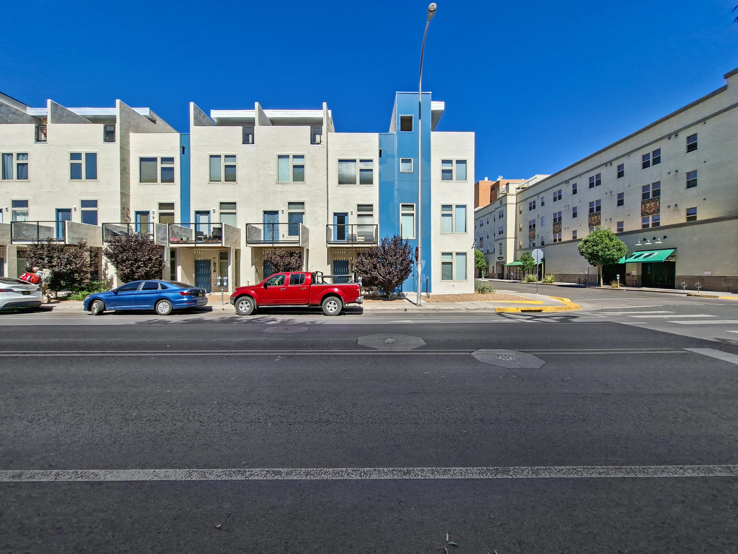 Photo 2 of Townhouse for sale at 304 Titanium St Sw, Albuquerque, NM 87102 | MLS# 1106396 | Listing updated on 2026-10-08