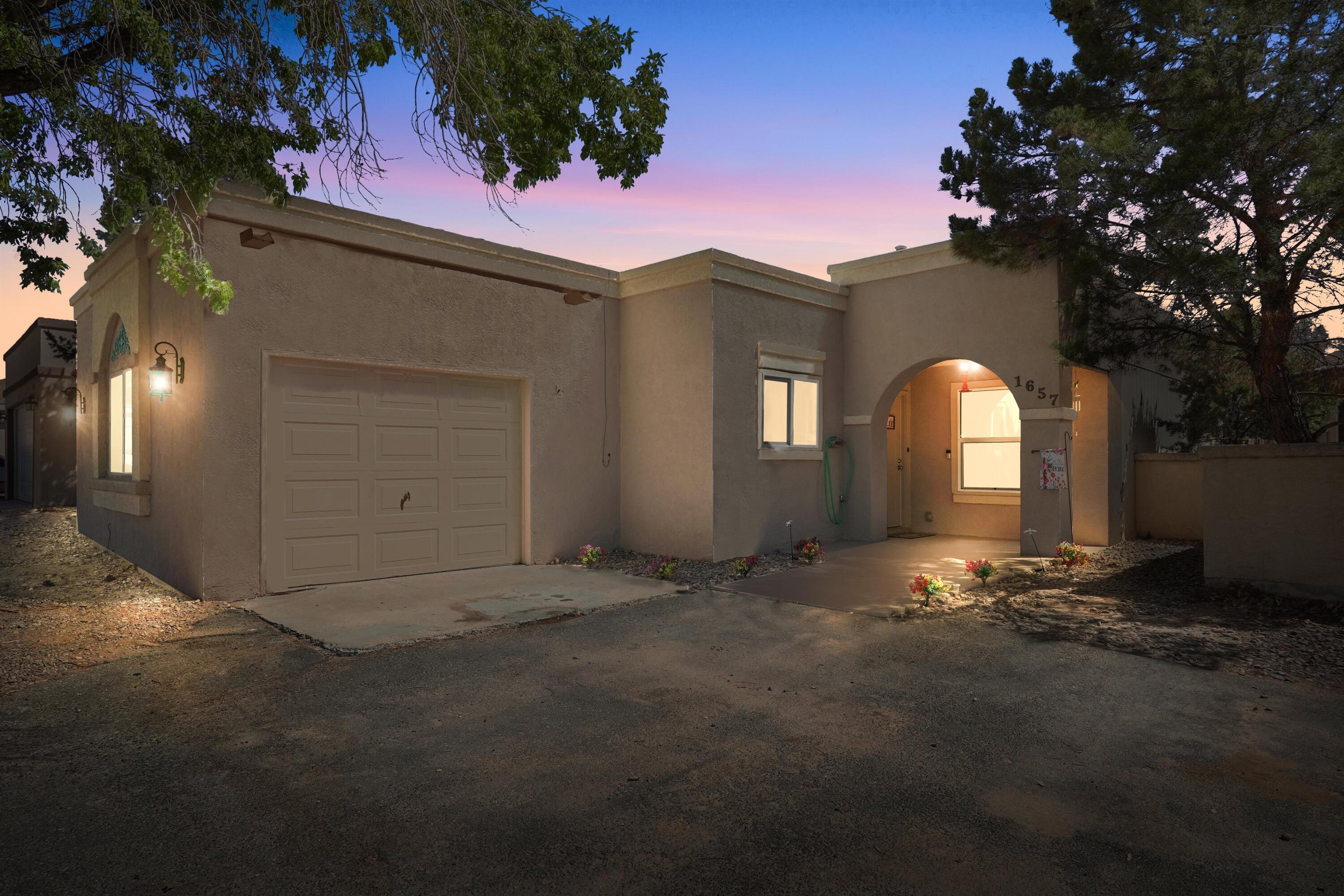 1657 Skyview Circle NE, Rio Rancho