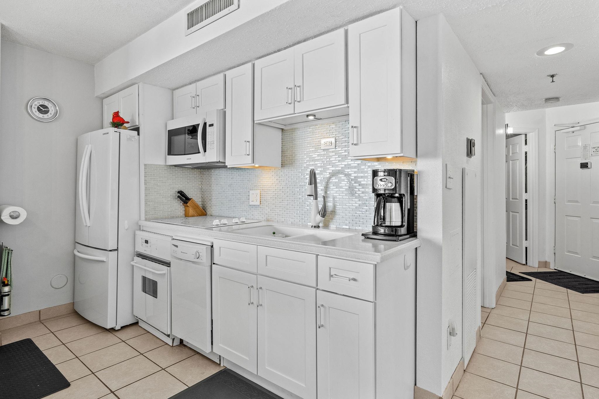 Photo 2 of Condo for sale at 5523 N Ocean Blvd #1402, Myrtle Beach, SC 29577 | MLS# 2616501 | Listing updated on 2026-09-10