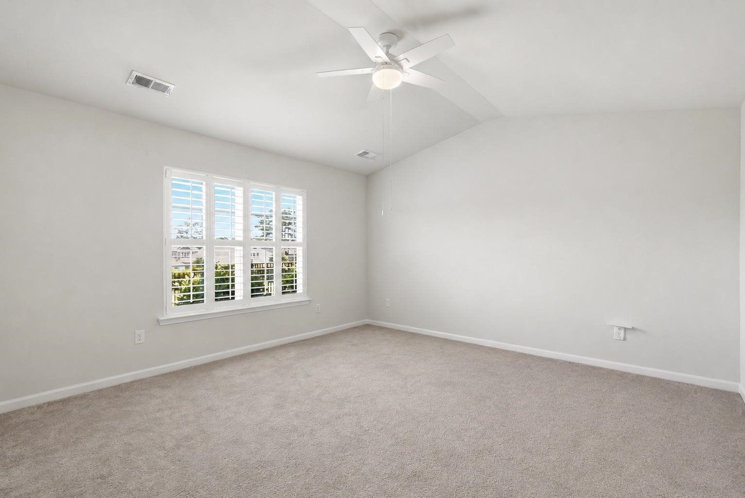 2616505 | Photo 20