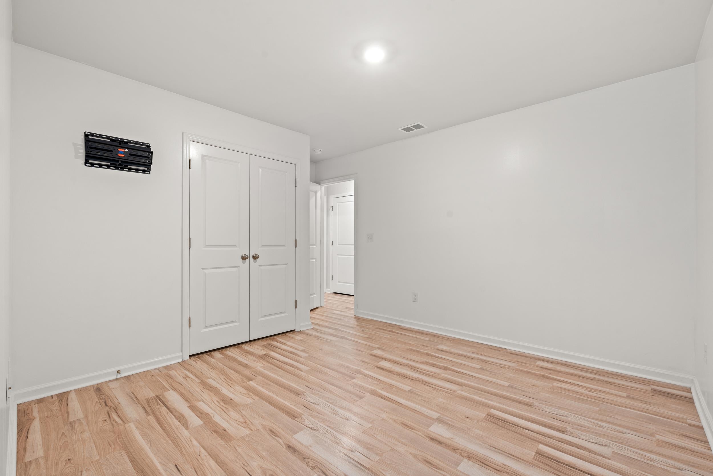 2616505 | Photo 27