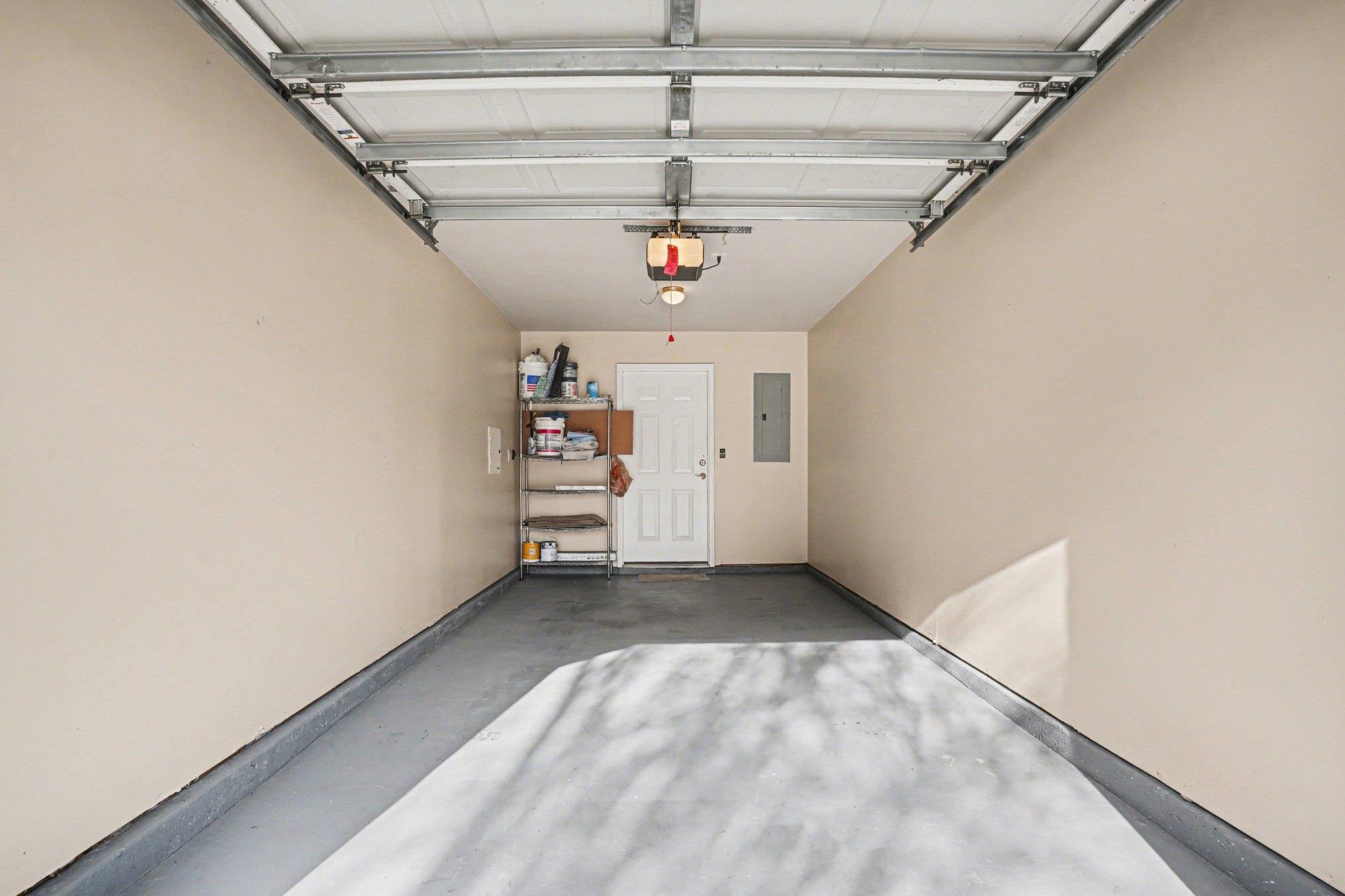 2616541 | Photo 25