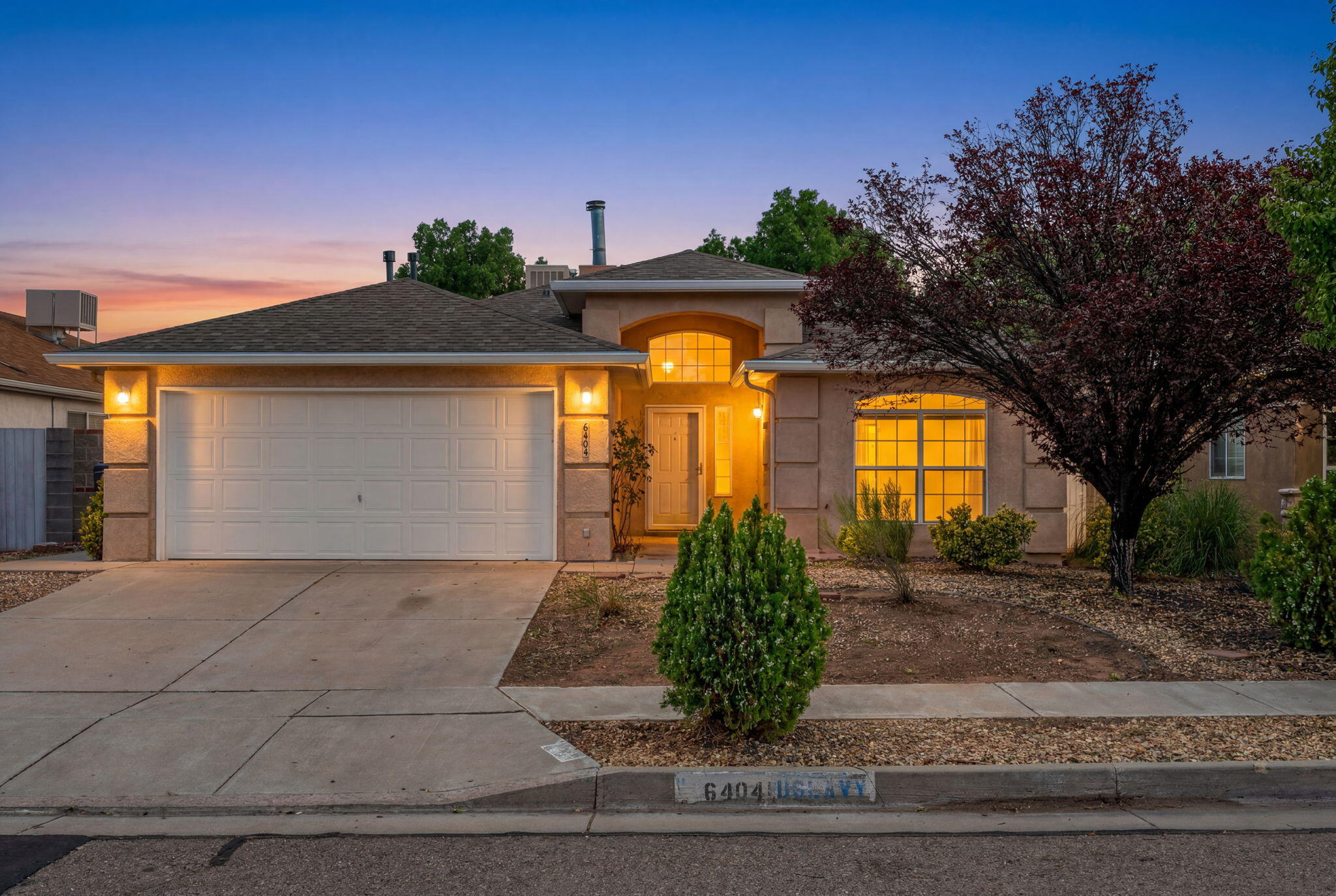 6404 Amberside Road NW Albuquerque, NM 87120