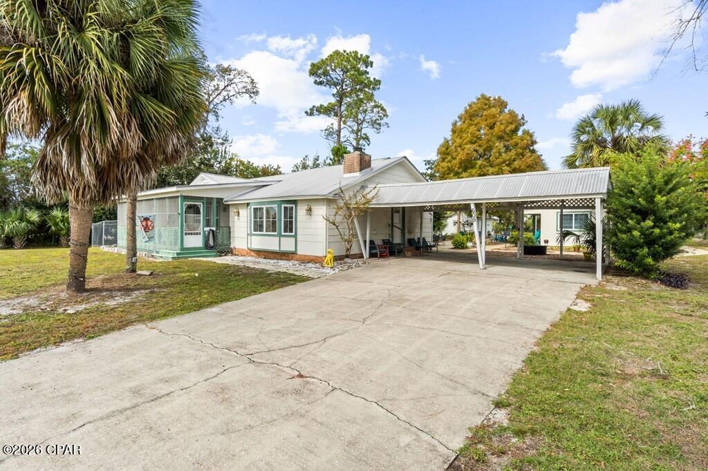 2nd image of 605 10th St, Port Saint Joe, FL 32456 | MLS# 792097