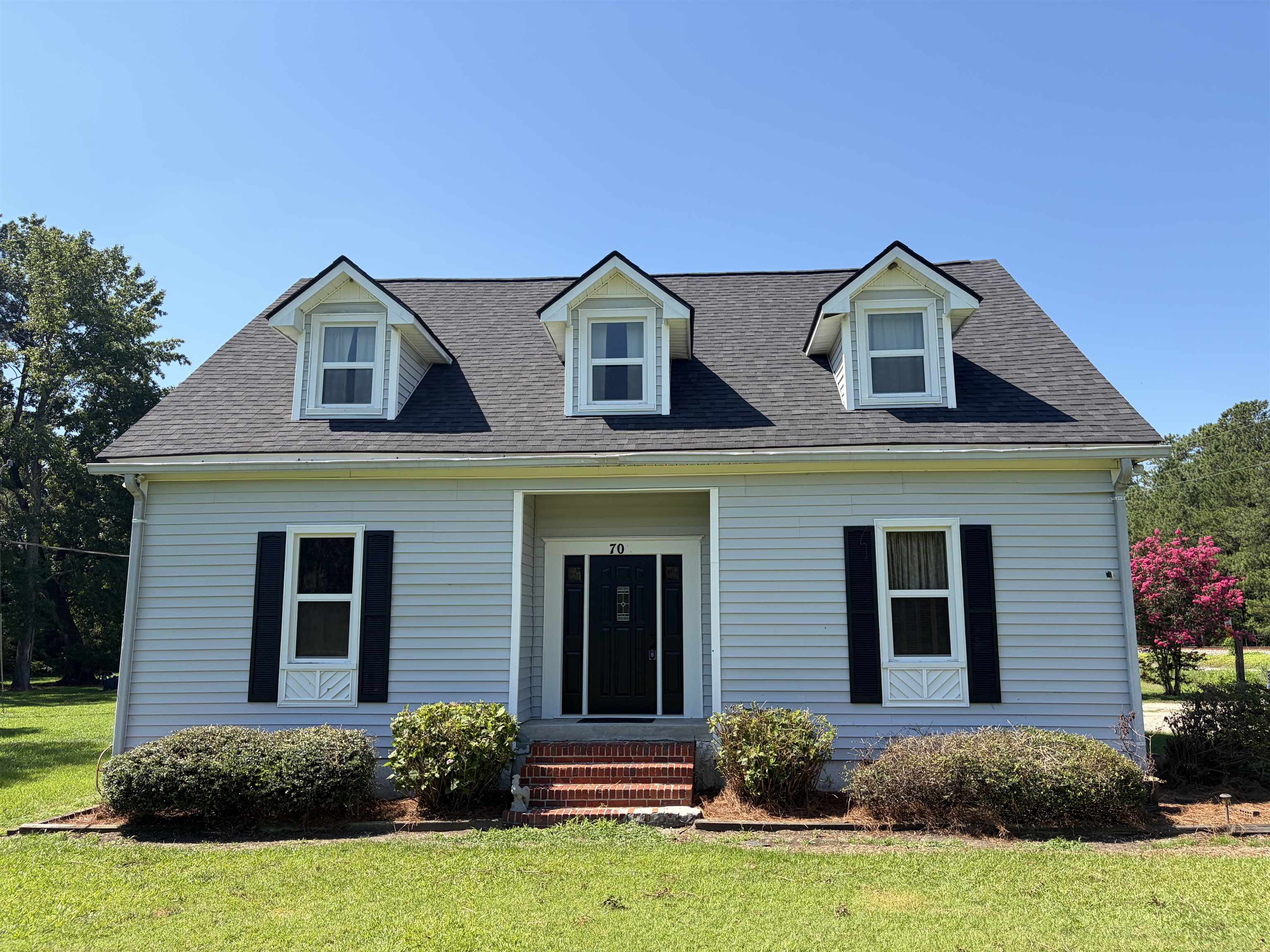 Photo 1 of Single family home for sale at 706 Poor Farm Rd, Effingham, SC 29541 | MLS# 2616686 | Listing updated on 2026-10-14