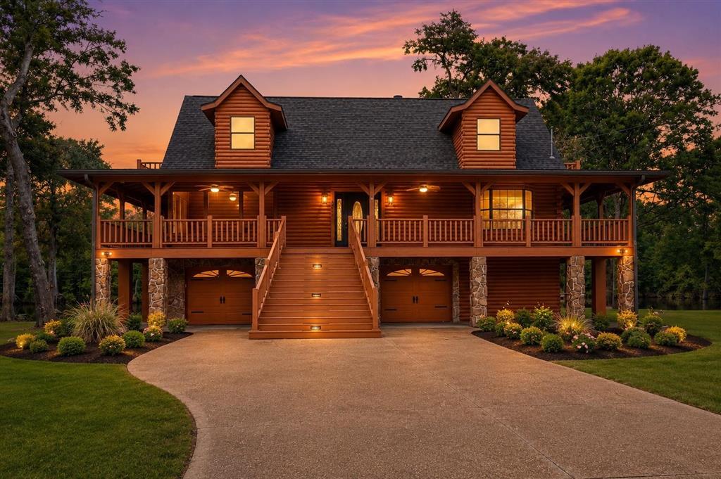 4820 Cypress Lake Drive