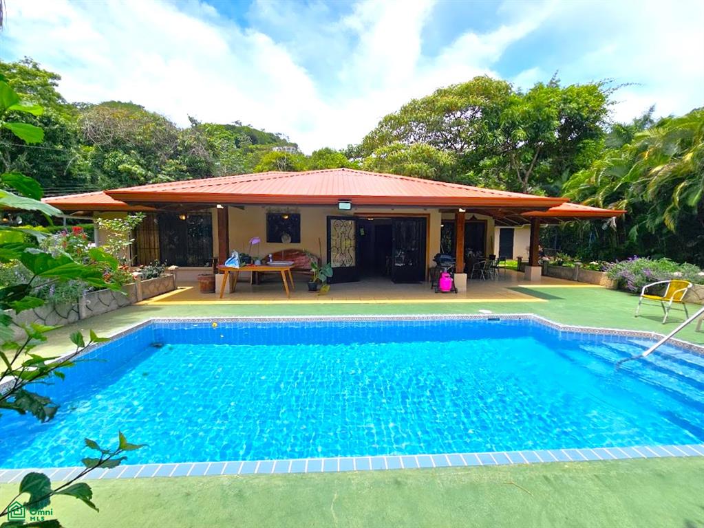 2 bed Single Family Homes For Sale in Jesús, Alajuela - 1