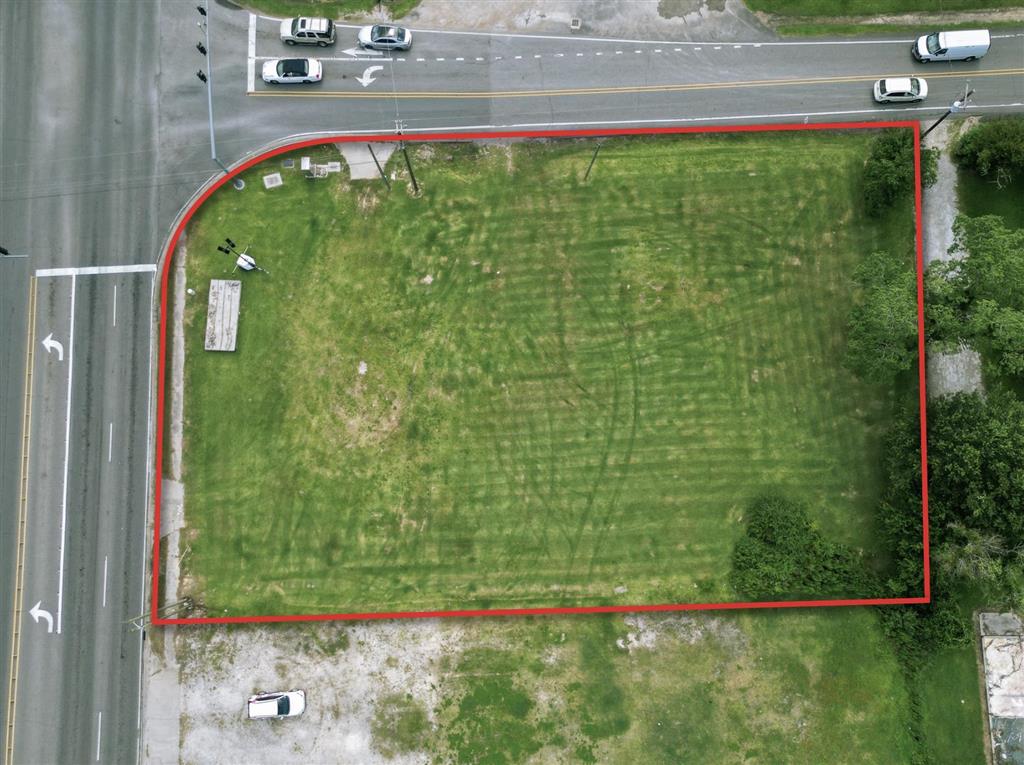 1236 Sam Houston Jones Parkway — photo 3