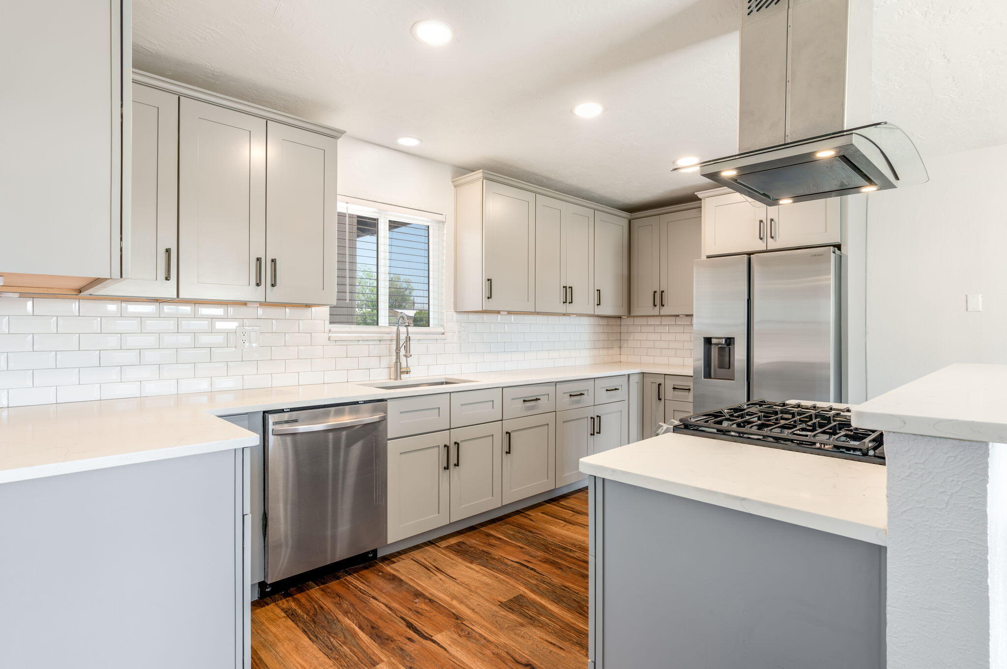 Photo 16 — 1409 Dorothy Street NE