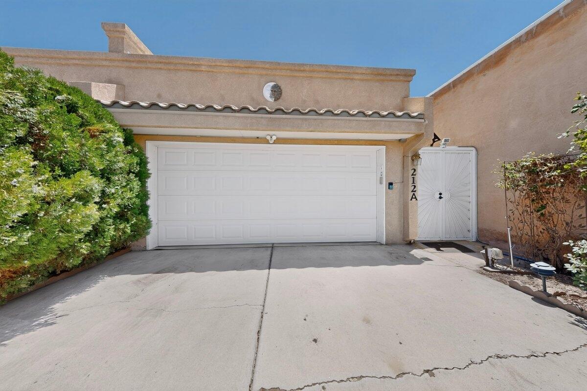 Photo 1 of Sale Pending at 212 Manzano St Ne #A, Albuquerque, NM 87108 | MLS# 1106693 | Listing updated on 2026-09-14