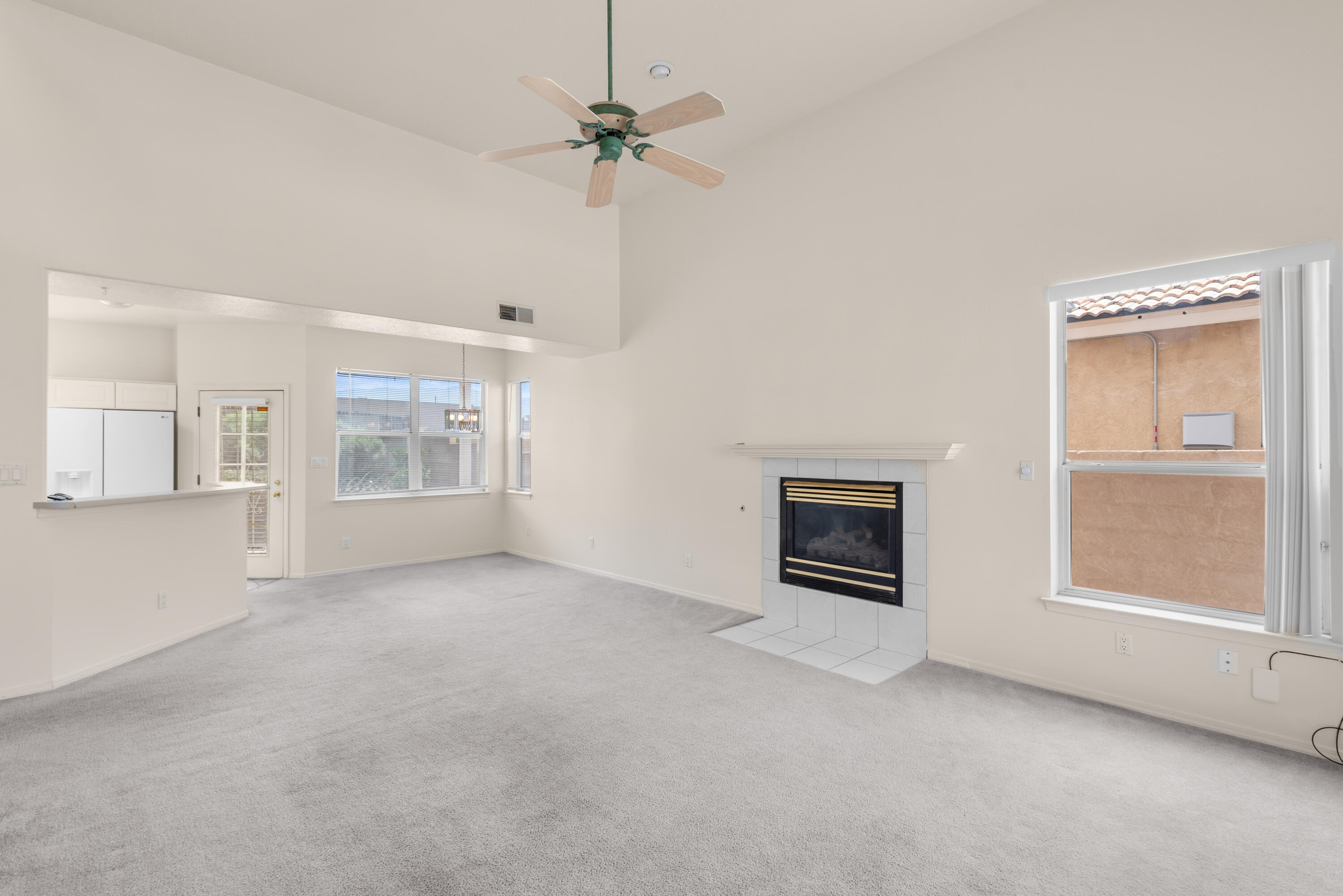 Photo 2 of Sale Pending at 7604 La Mariposa Pl NE, Albuquerque, NM 87109 | MLS# 1106722 | Listing updated on 2026-09-11