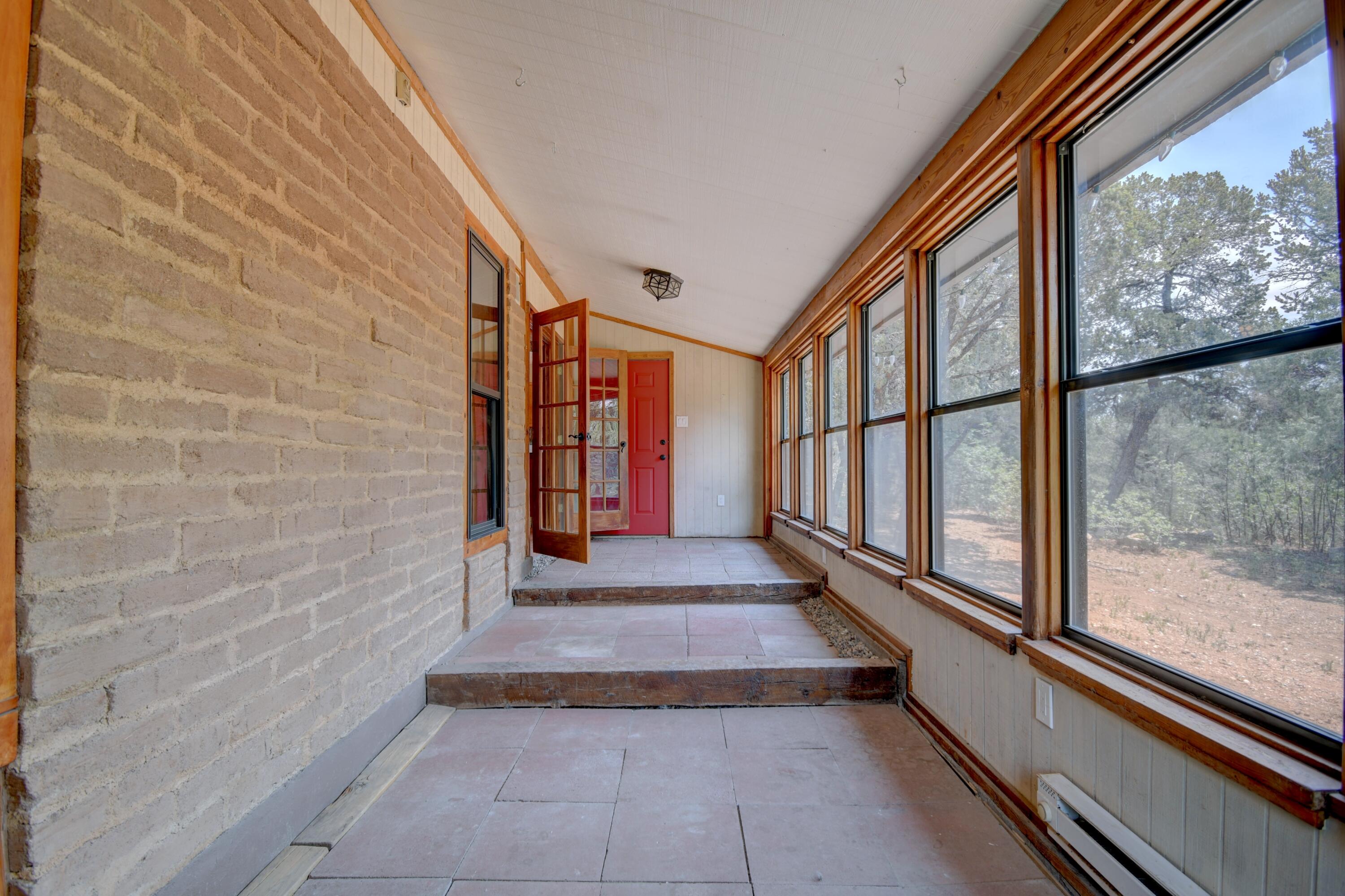 Photo 11 — 216 Raven Road