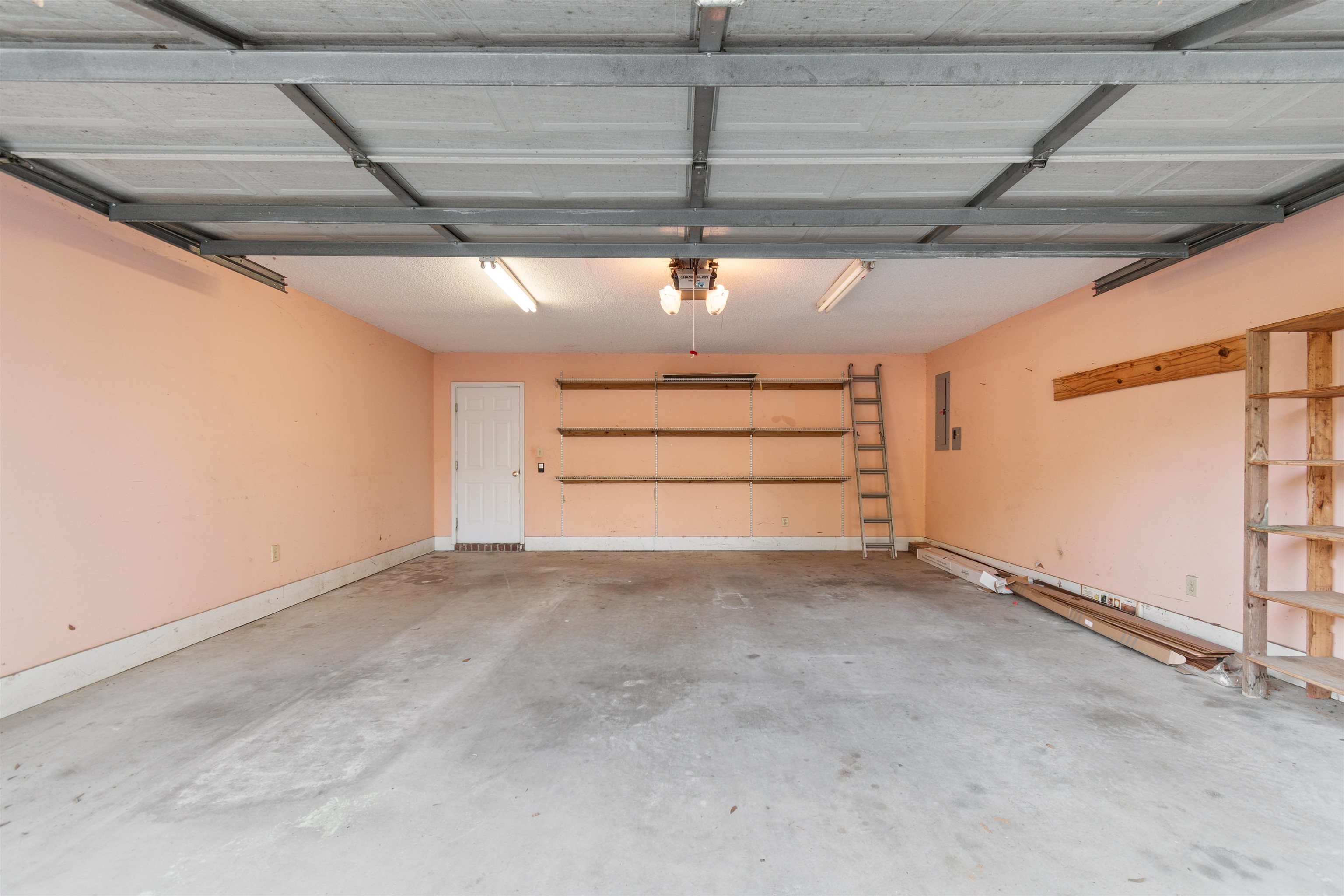2617048 | Photo 39