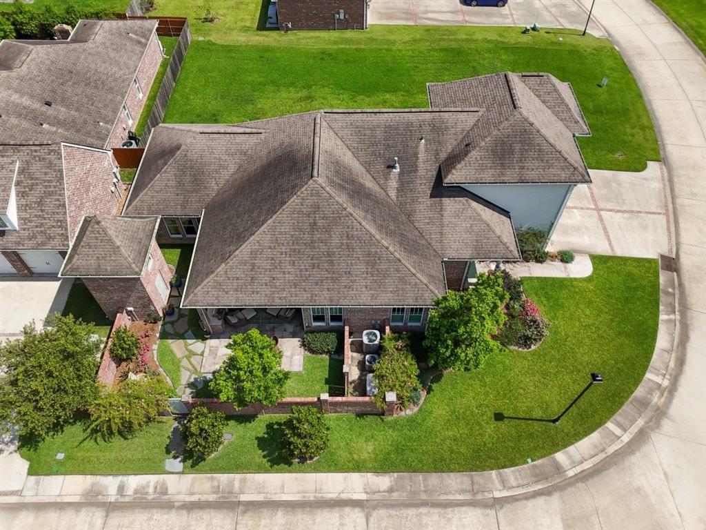 4530 Five Oaks Drive — photo 2