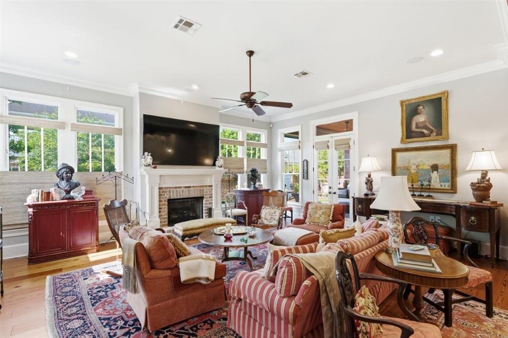 4530 Five Oaks Drive — photo 4