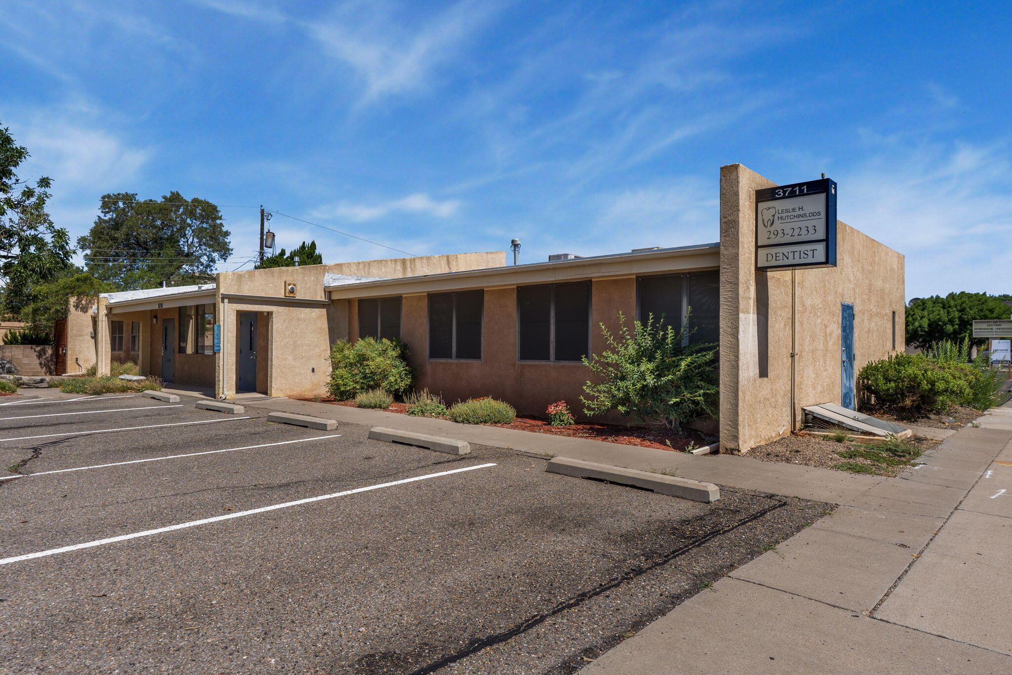 3711 Eubank Boulevard NE, Albuquerque