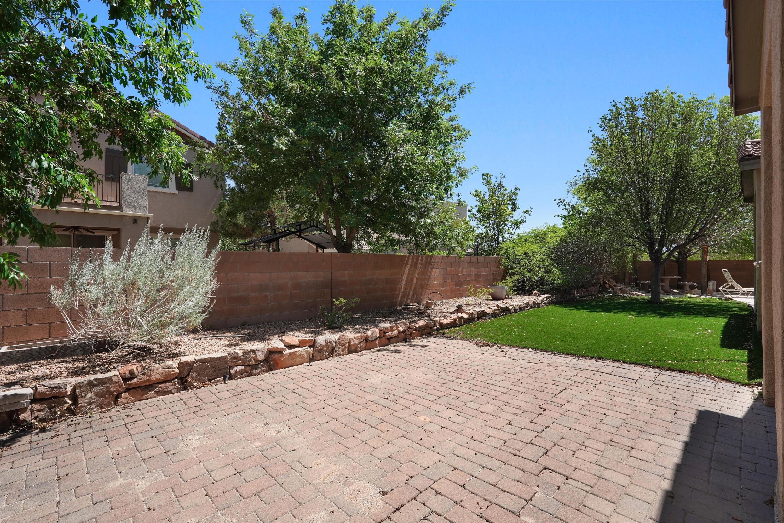Photo 7 — 8401 Mesa Top Road NW