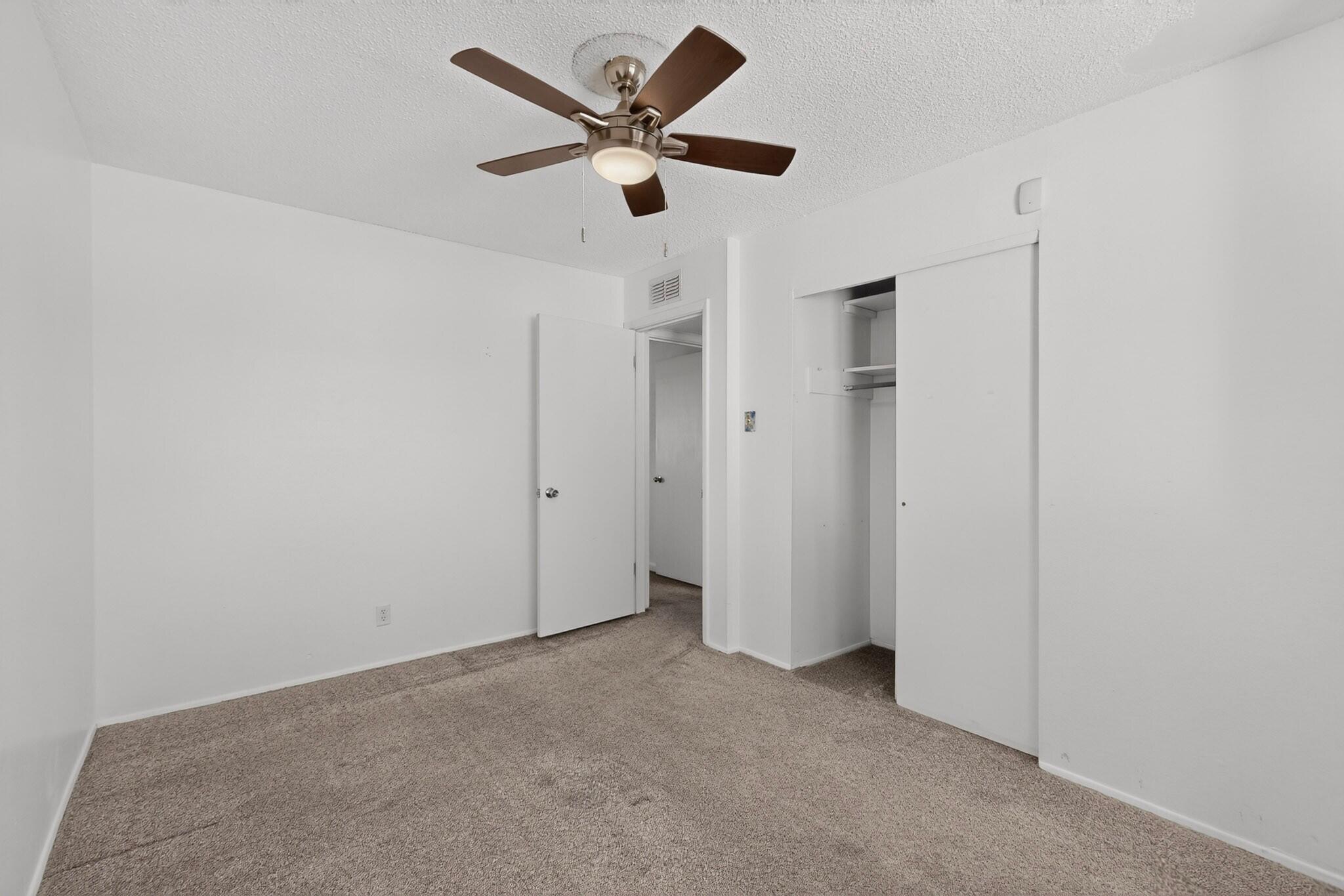Photo 20 — 714 Scheaffer Drive