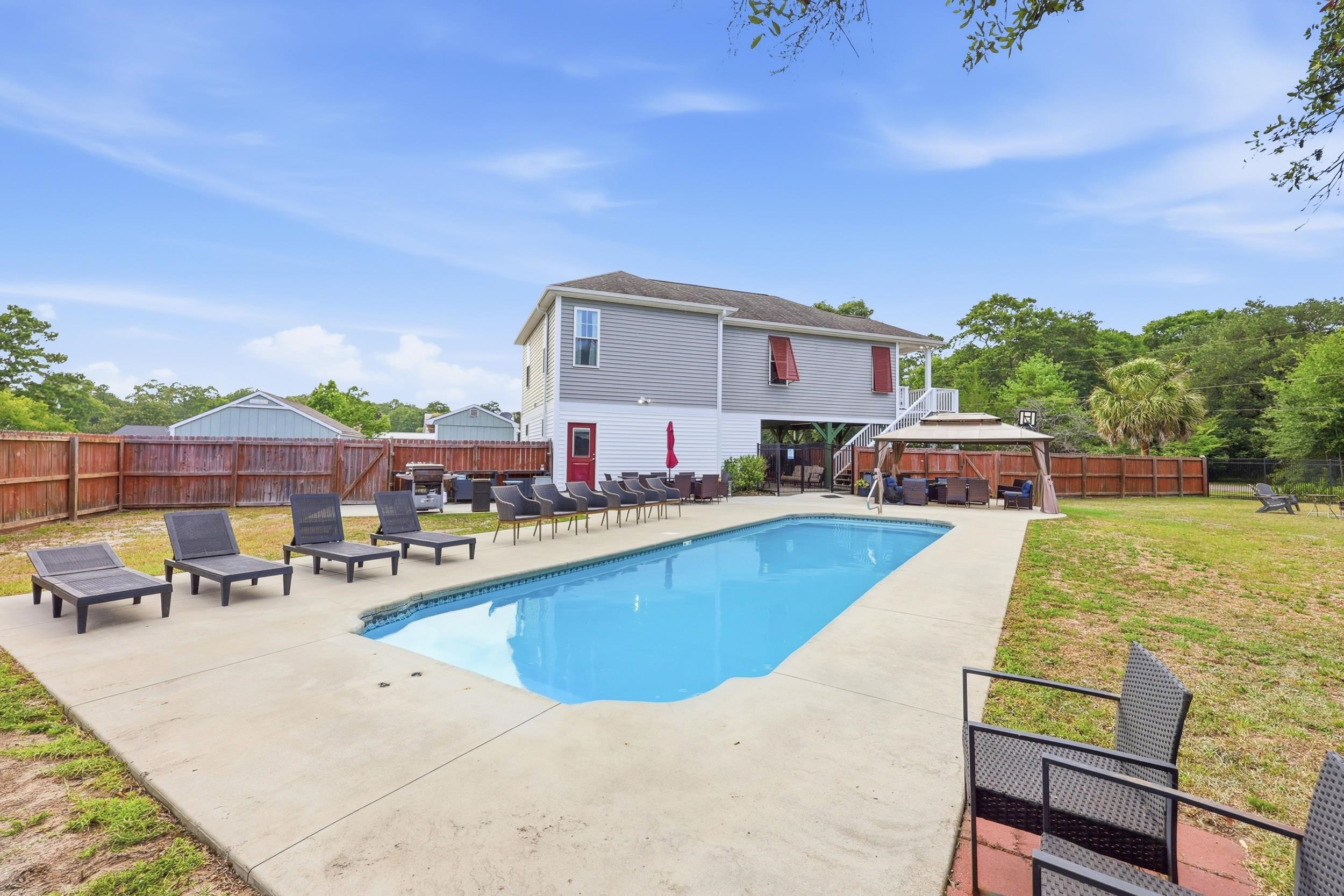 5174 Berkeley Ct. 