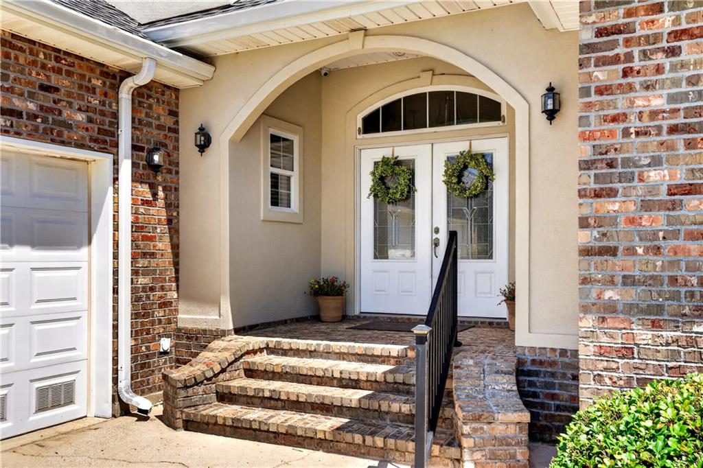 Photo 2 of Single family home for sale at 1520 Regatta Cvs, Slidell, LA 70458 | MLS# 2566405 | Listing updated on 2026-09-10