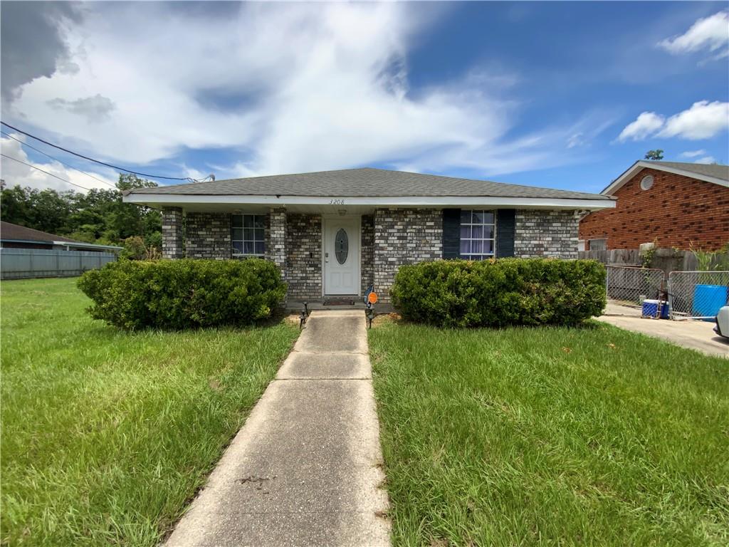 Homes for sale in Meraux, LA | 3208 Maureen Ln, Meraux, LA 70075 | MLS# 2566767