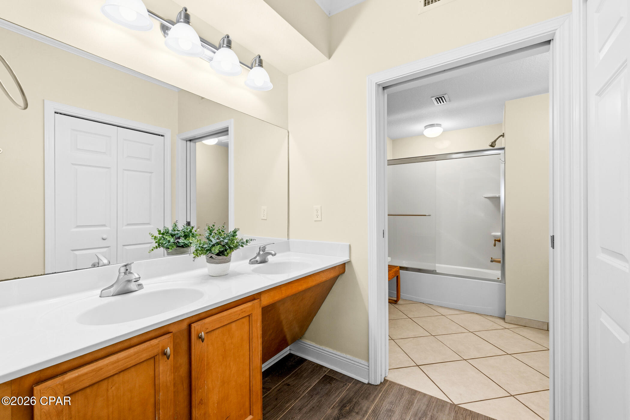 2400 Grandiflora Boulevard E403, Panama City, FL 32408 thumbnail, photo 12 of 41