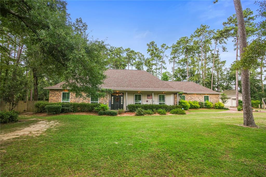 Photo 2 of Single family home for sale at 108 Rue De La Paix, Slidell, LA 70461 | MLS# 2566762 | Listing updated on 2026-09-09