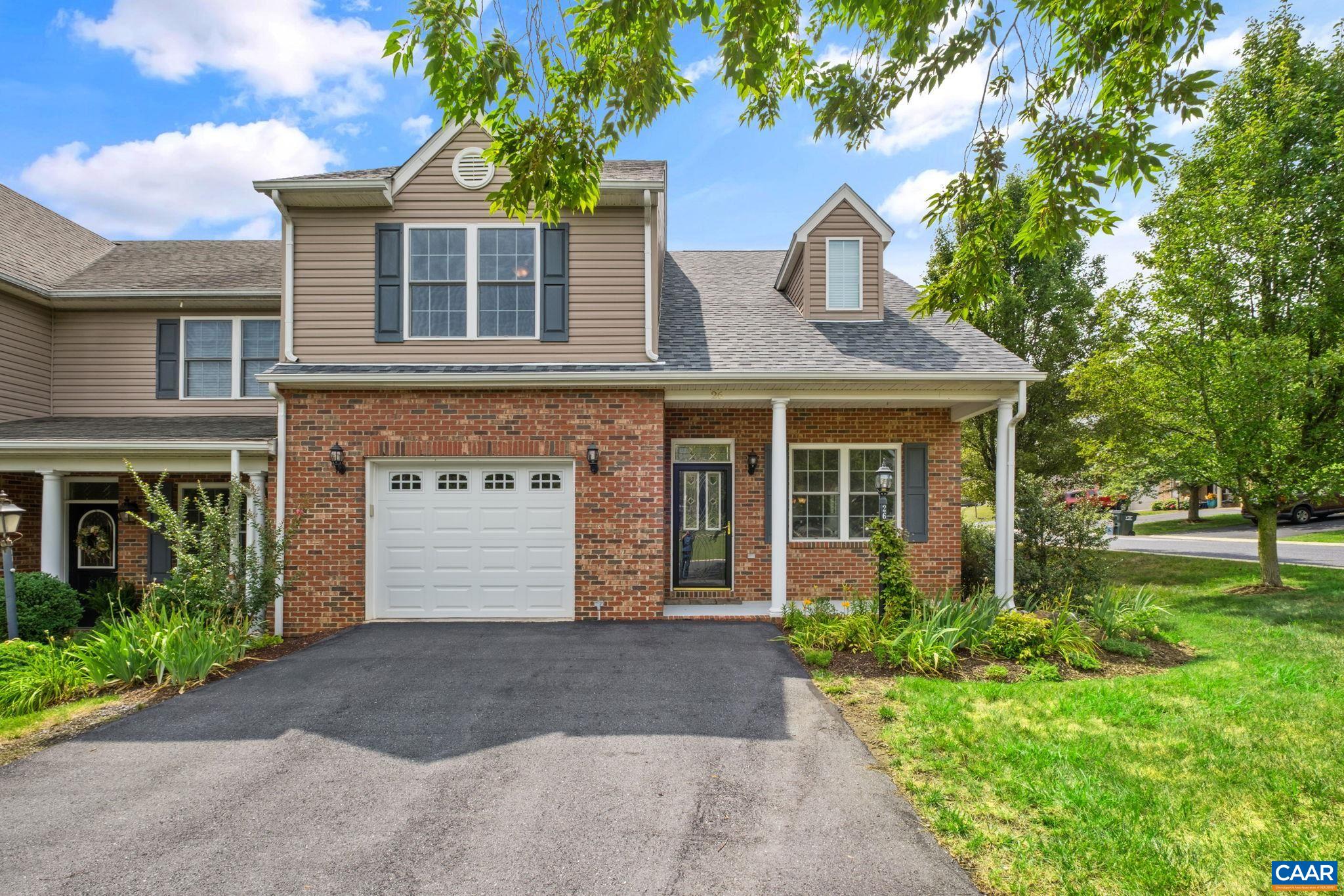 26 PARK VIEW DR, Staunton, VA 24401