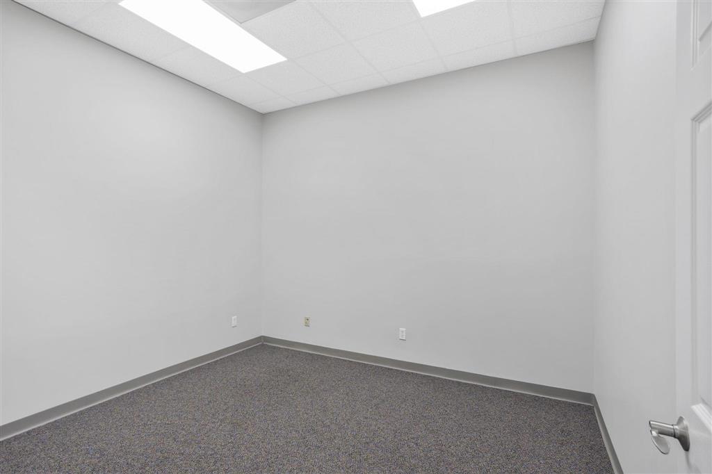 2622 Country Club Road — photo 5