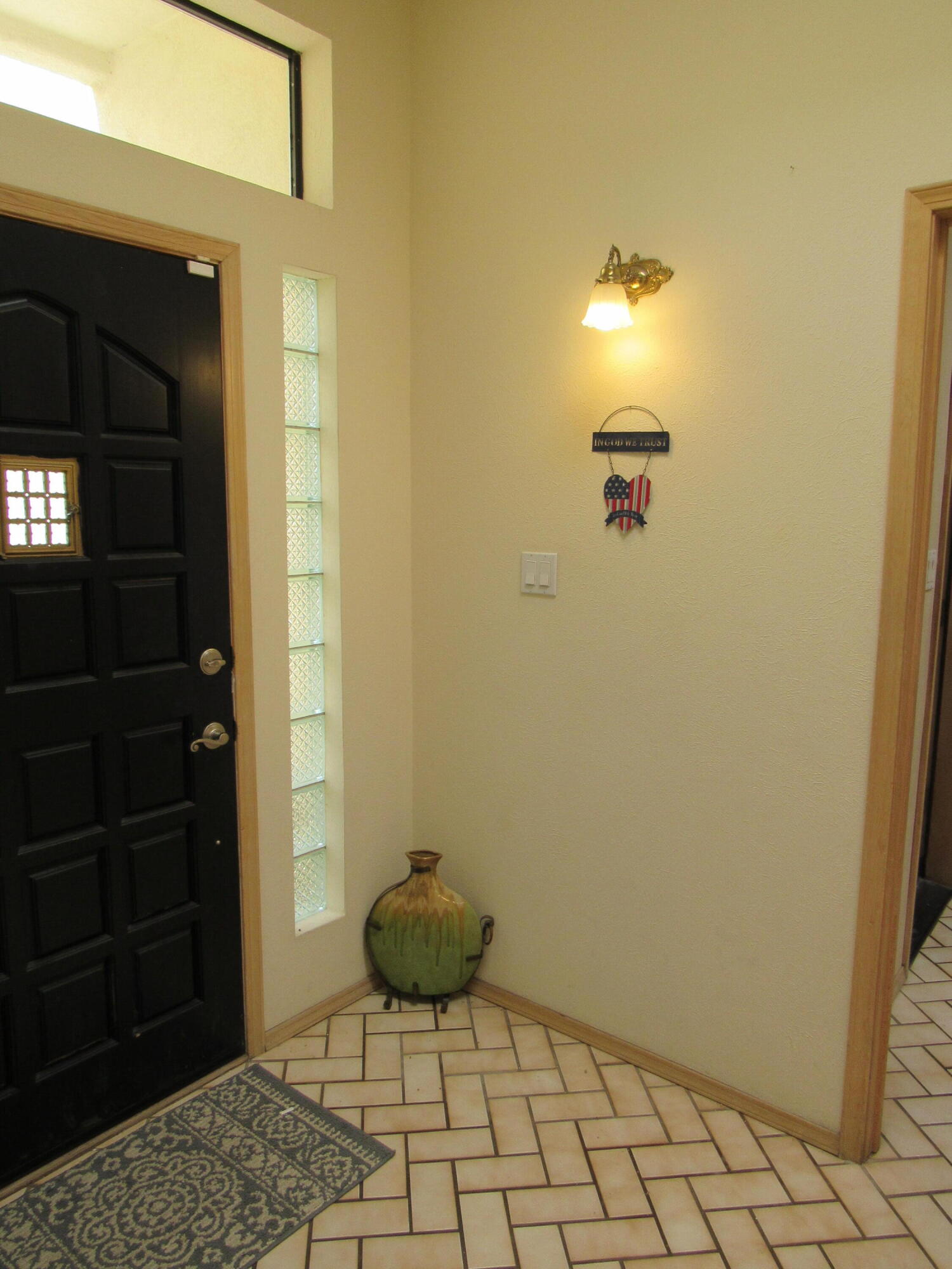 5th image of 9917 Denali Rd Ne, Albuquerque, NM 87111 | MLS# 1107105