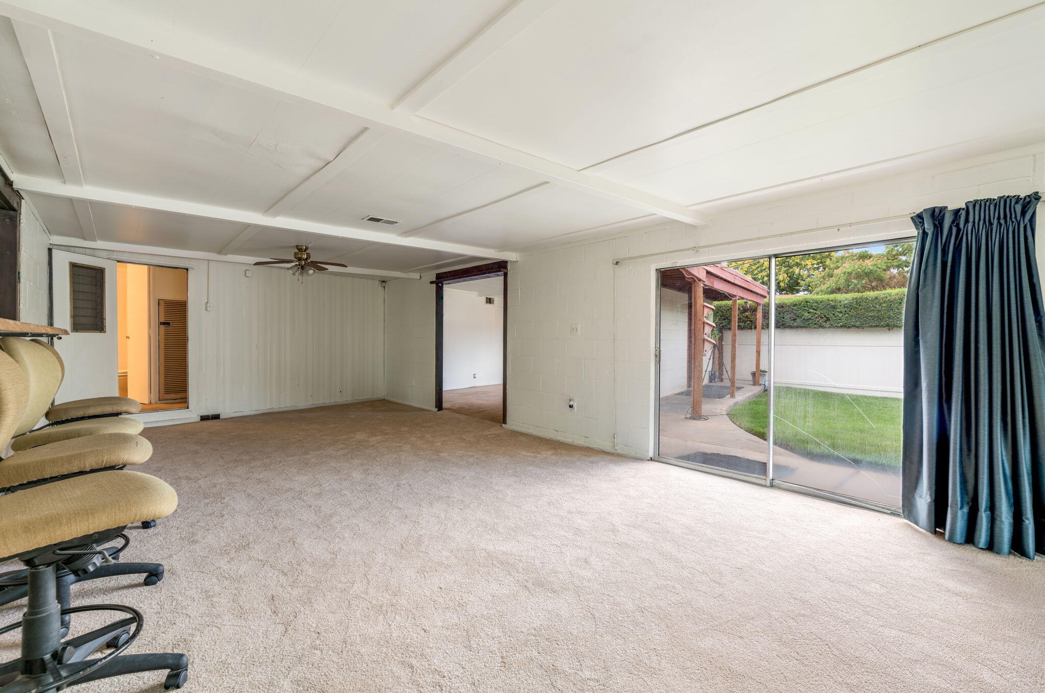 Photo 8 — 6304 Karlson Drive NE