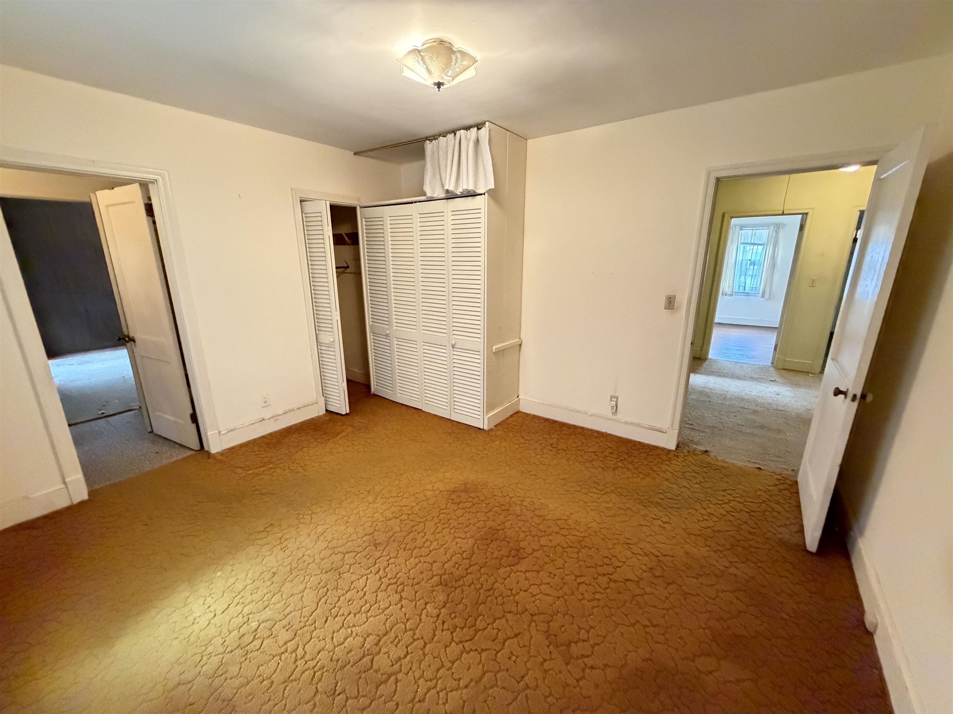 2617500 | Photo 14