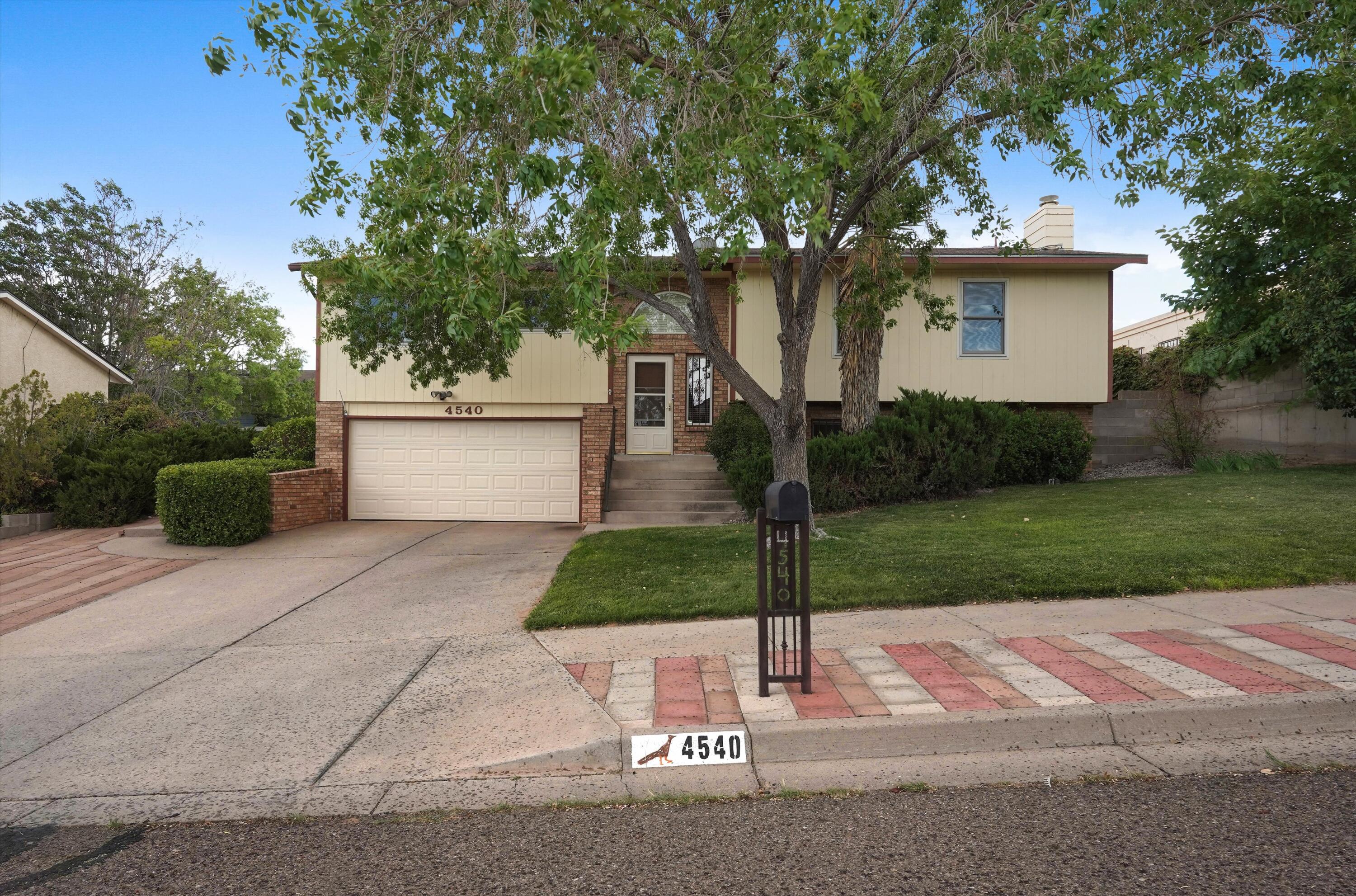 4540 Palmyra Avenue NW, Albuquerque