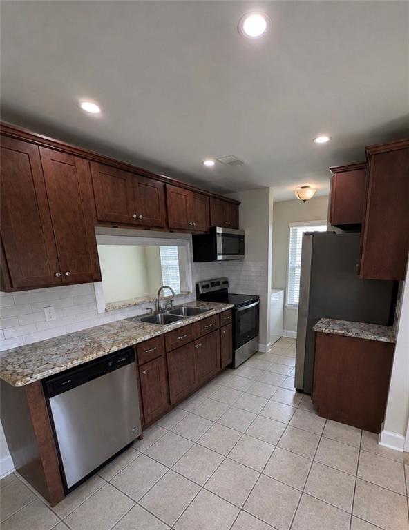 Homes for sale in La Place, LA | 2409 Virginian Colony Ave, La Place, LA 70068 | MLS# 2567436