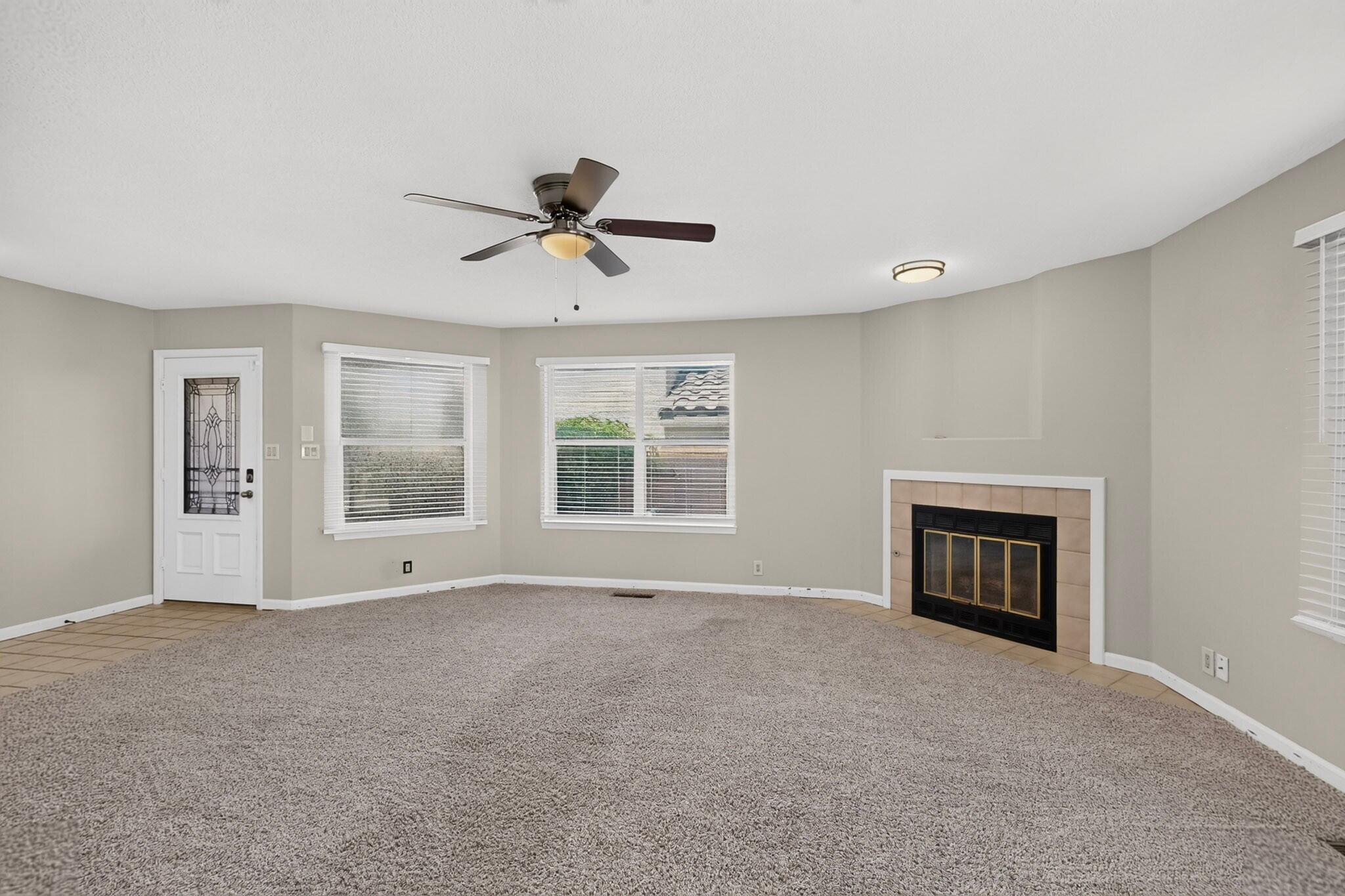 Photo 3 of Single family home for sale at 7715 William Moyers Ave NE, Albuquerque, NM 87122 | MLS# 1107228 | Listing updated on 2026-09-17