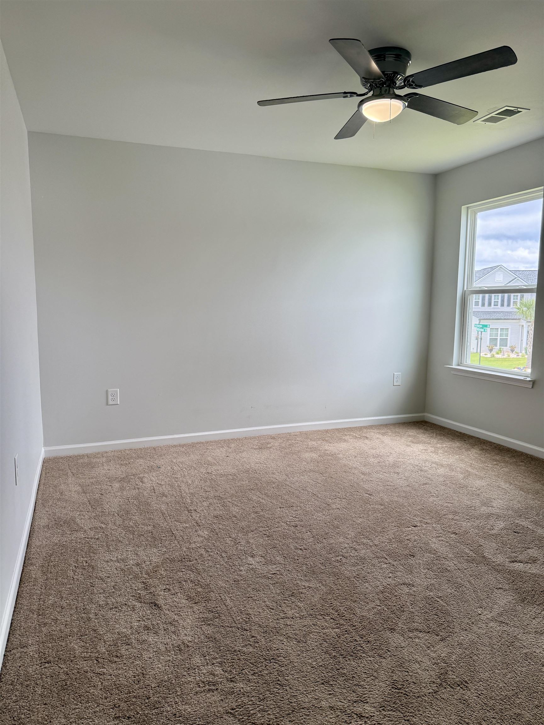 2617577 | Photo 25