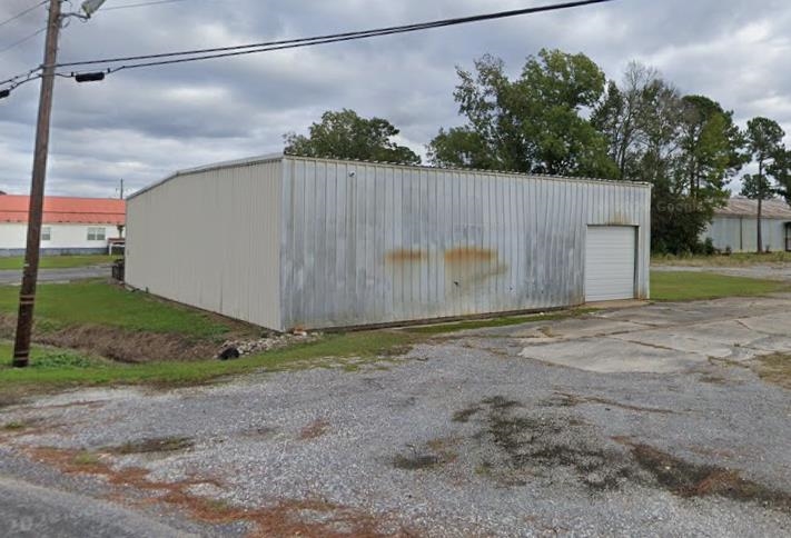 206 Society St. UNIT Rear Shop Building Hemingway, SC 29554
