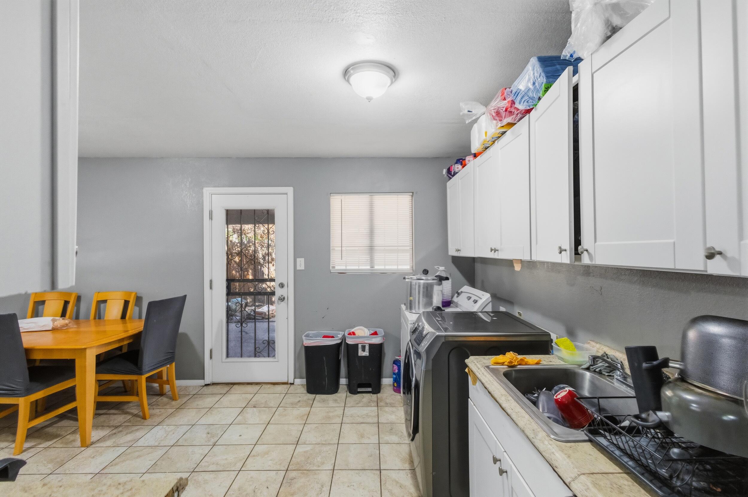 Photo 19 — 4621 Glendale Place NW